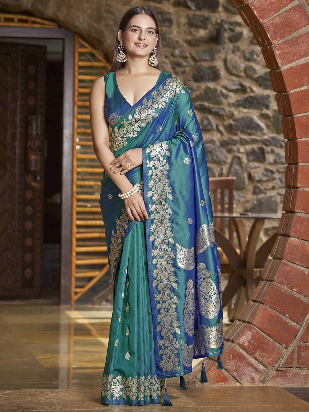 

SAREETHNIC Woven Design Zari Pure Silk Banarasi Saree, Blue