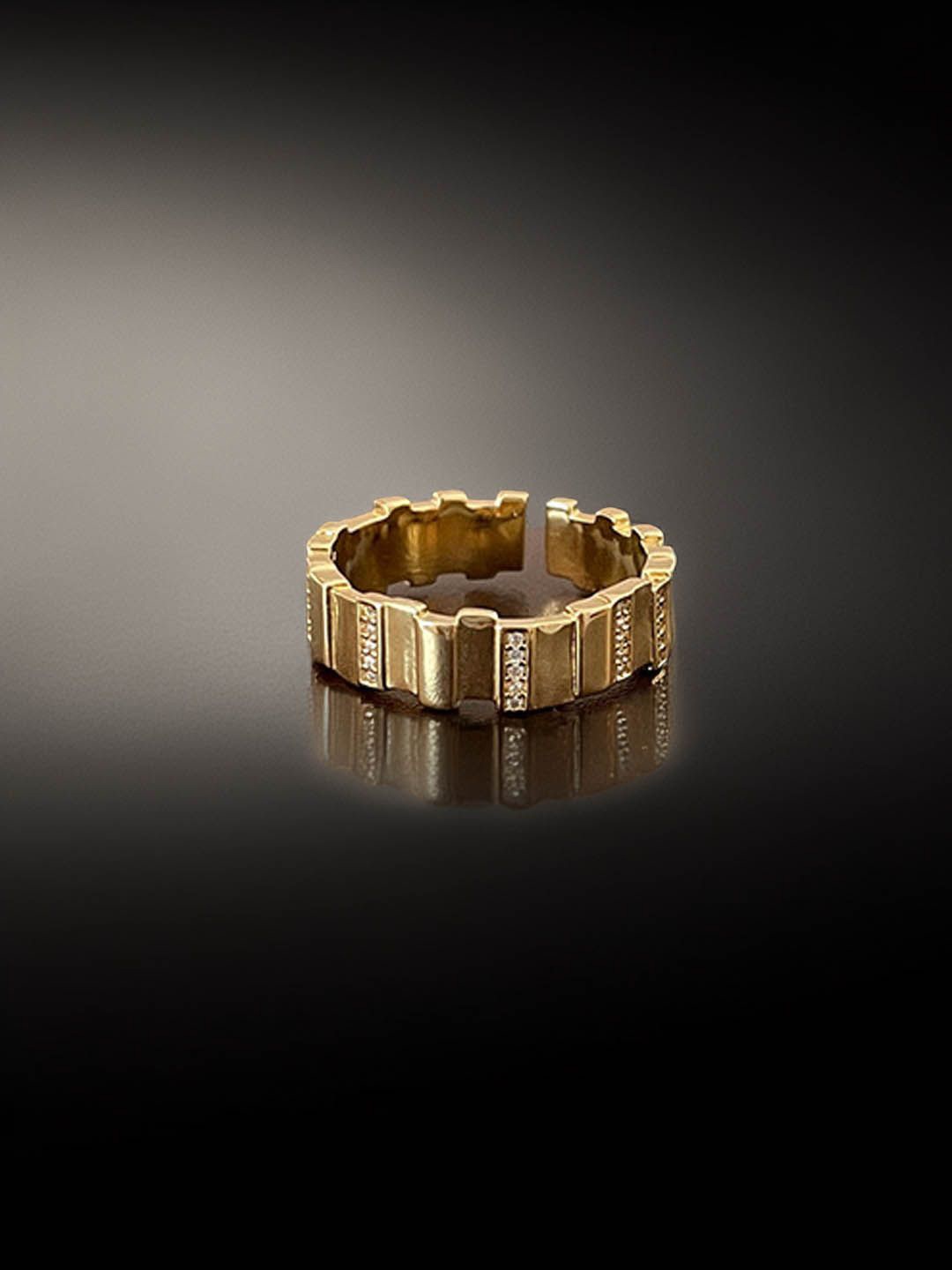 

StyleCast Gold-Toned Intricate Textured Adjustable Finger Ring