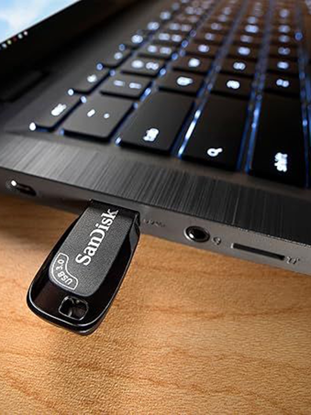

Sandisk Ultra Shift USB 3.0 Type 100MB/s R 64 GB Flash Drive, Black