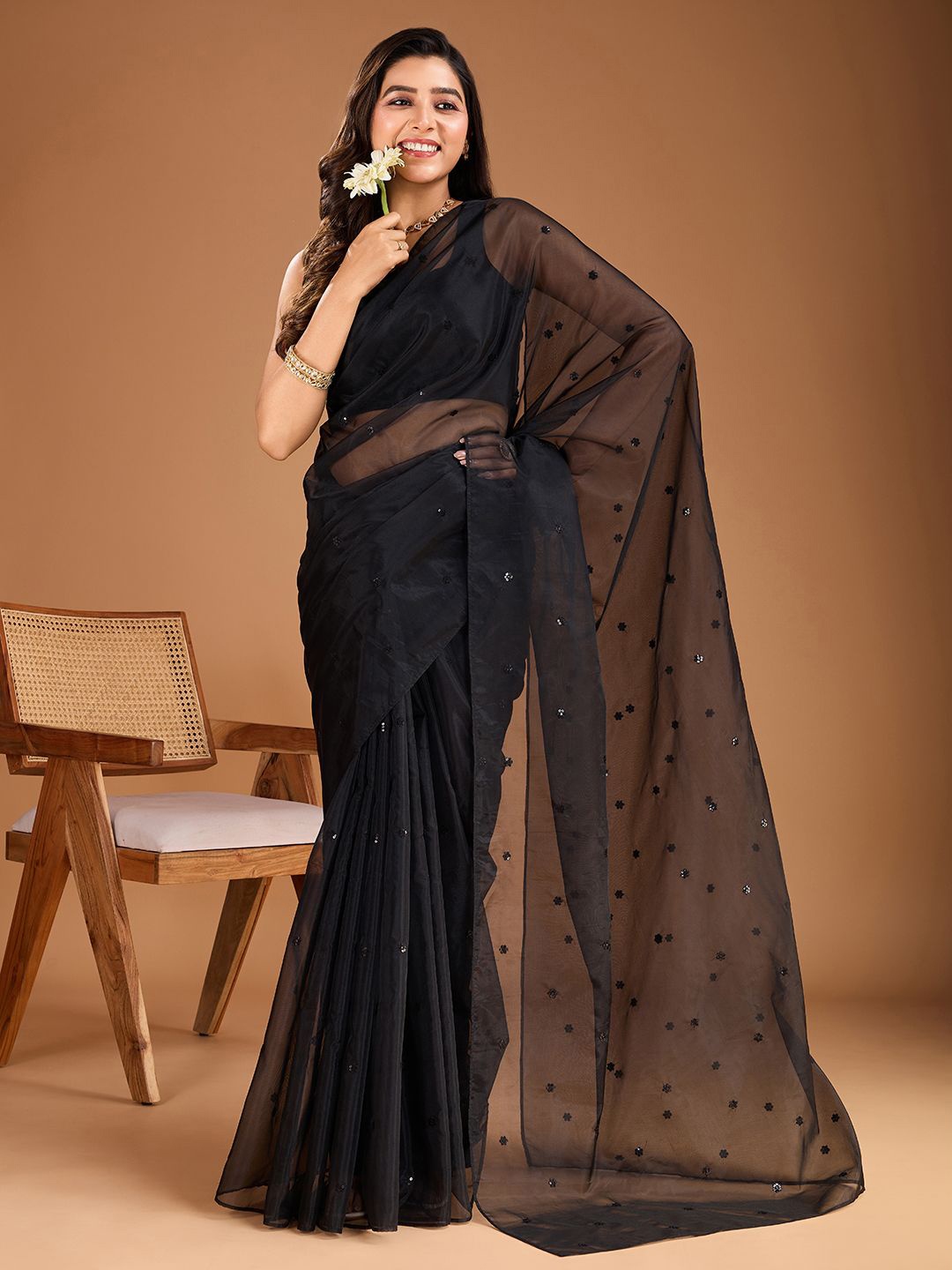 

House of Pataudi Sequinned Embroidered Saree with Blouse Piece, Black