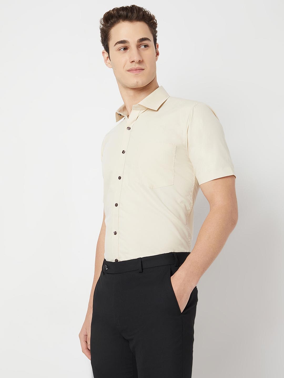 

MARK & ALBERT Men India Slim Fit Spread Collar Solid Cotton Formal Shirt, Beige