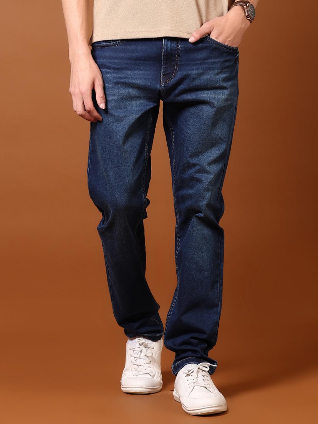 

V-Mart Men Regular Fit Light Fade Denim Mid-Rise Cotton Jeans, Blue