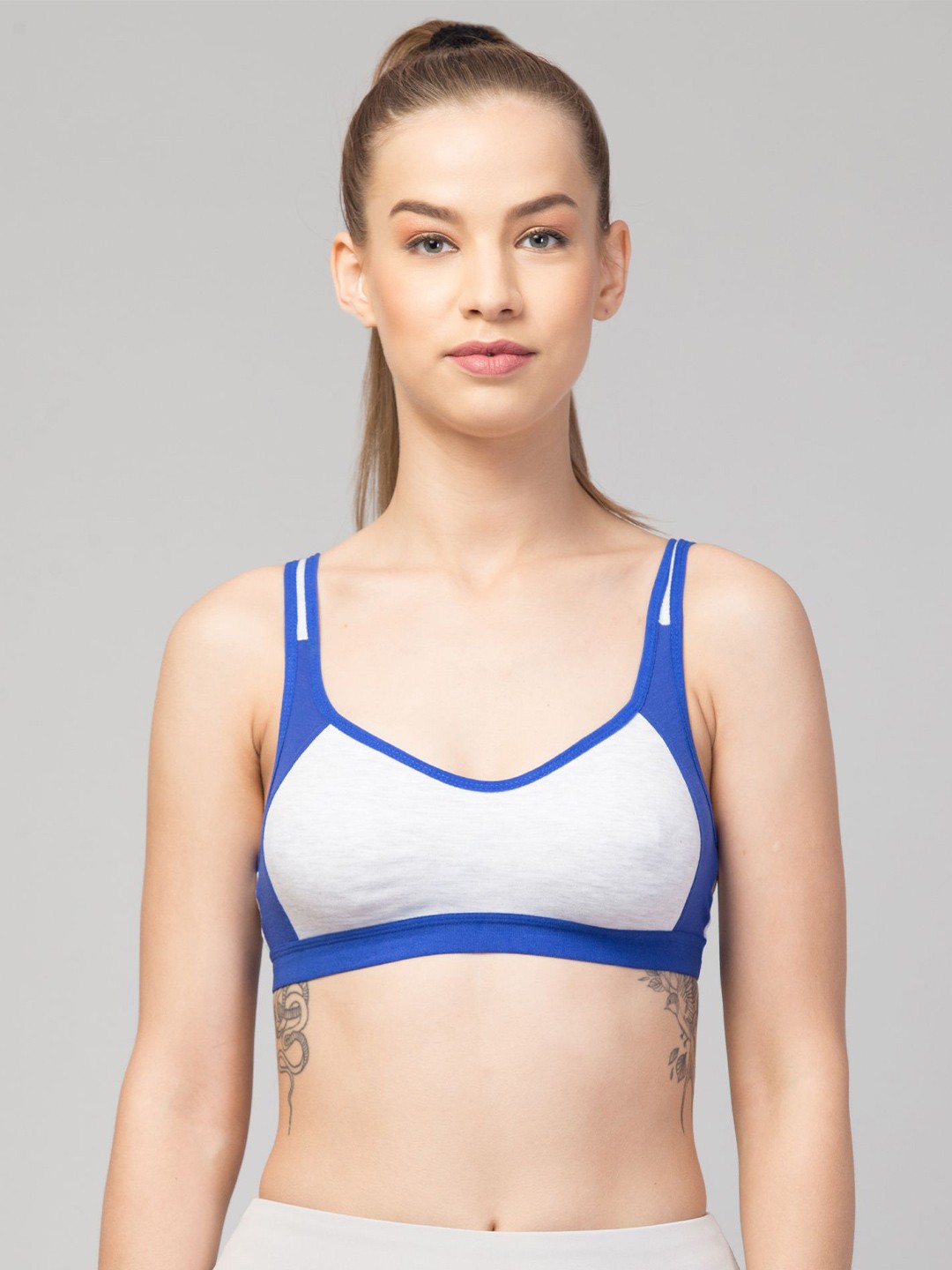 

CKARFE Women Full Coverage Non Padded Cotton Sports Bra, Grey