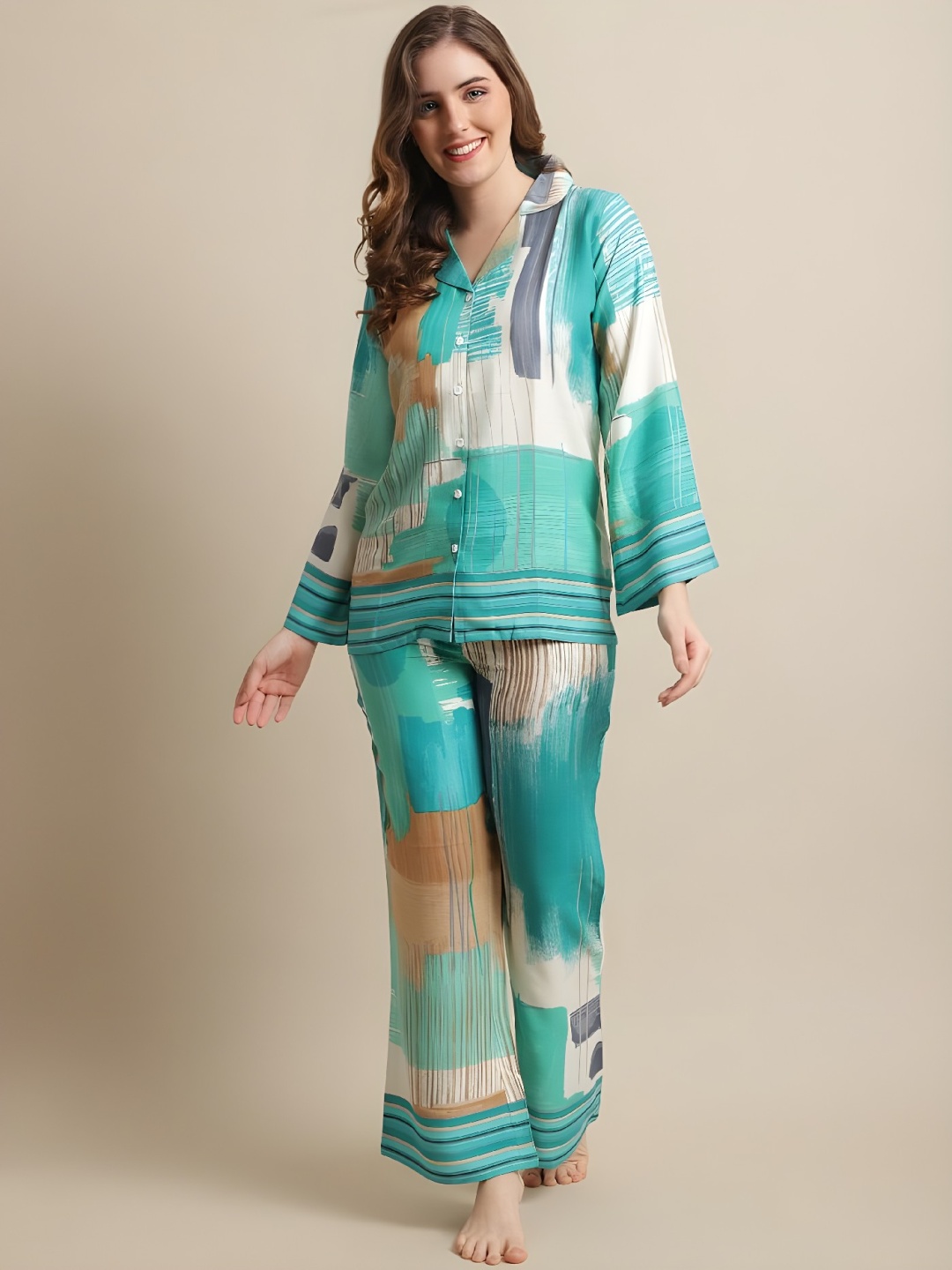 

Acriine Abstract Printed Shirt Collar Shirt With Trouser, Green