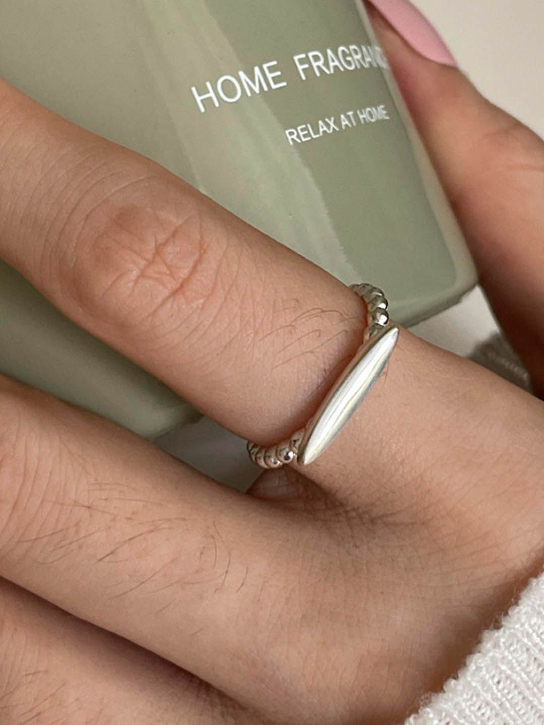 

StyleCast Elegant Silver-Toned Intricate Textured Circular Shaped Finger Ring