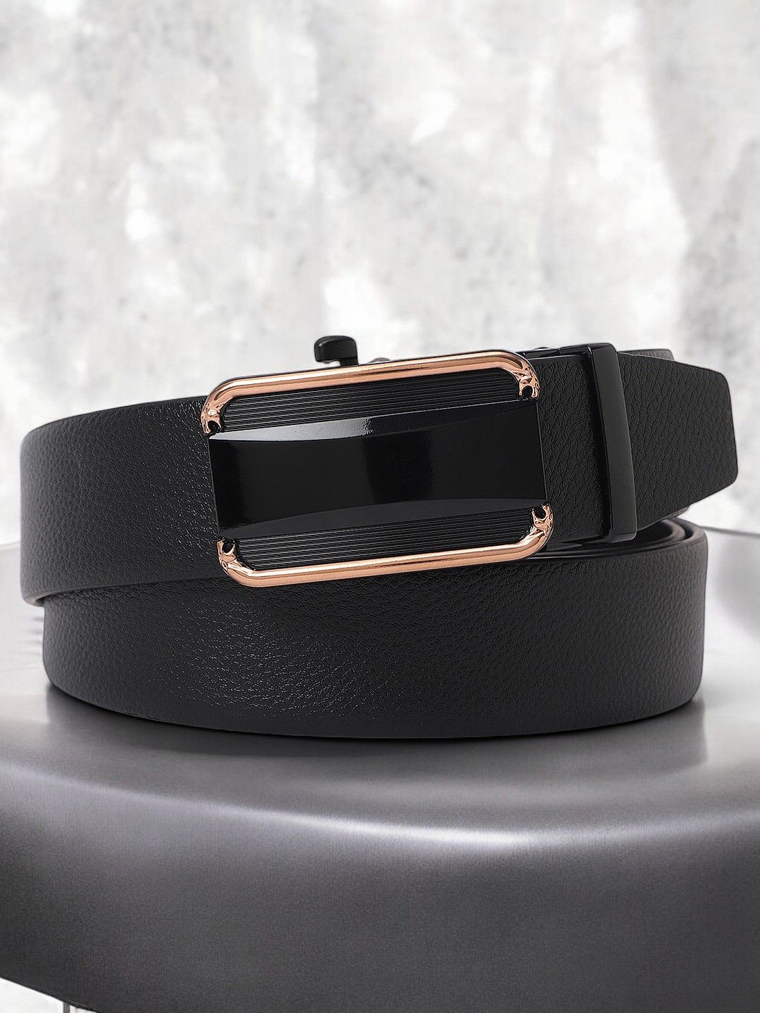 

Provogue Men Textured Reversible Formal Belt, Black