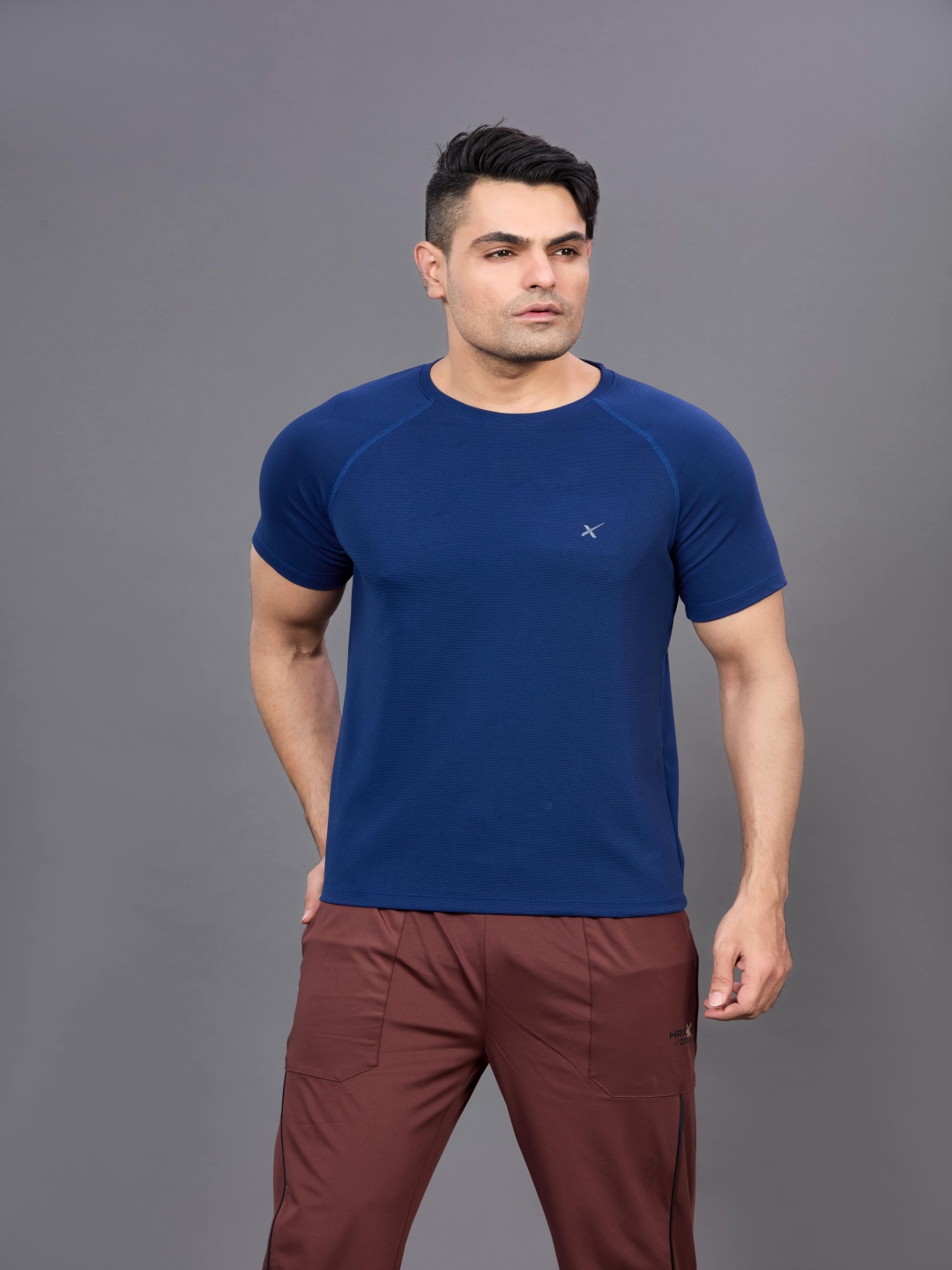 

HRX by Hrithik Roshan Men Solid Round Neck T-shirt, Blue