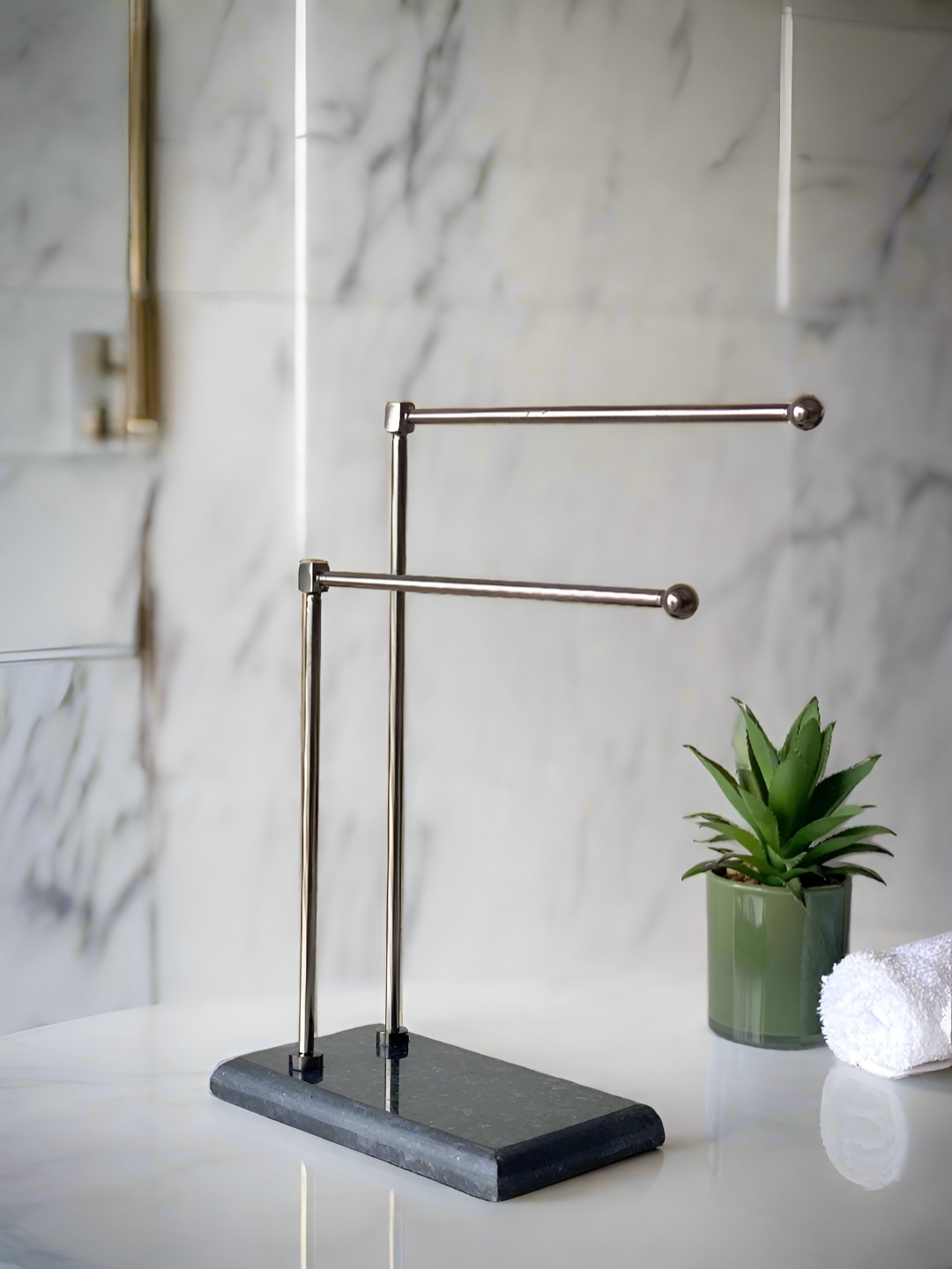 

Mason Home Black Solid Marble Towel Holder