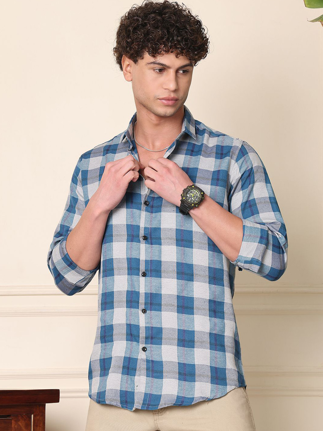 

Tanip Men Spread Collar Checked Cotton Casual Shirt, Blue