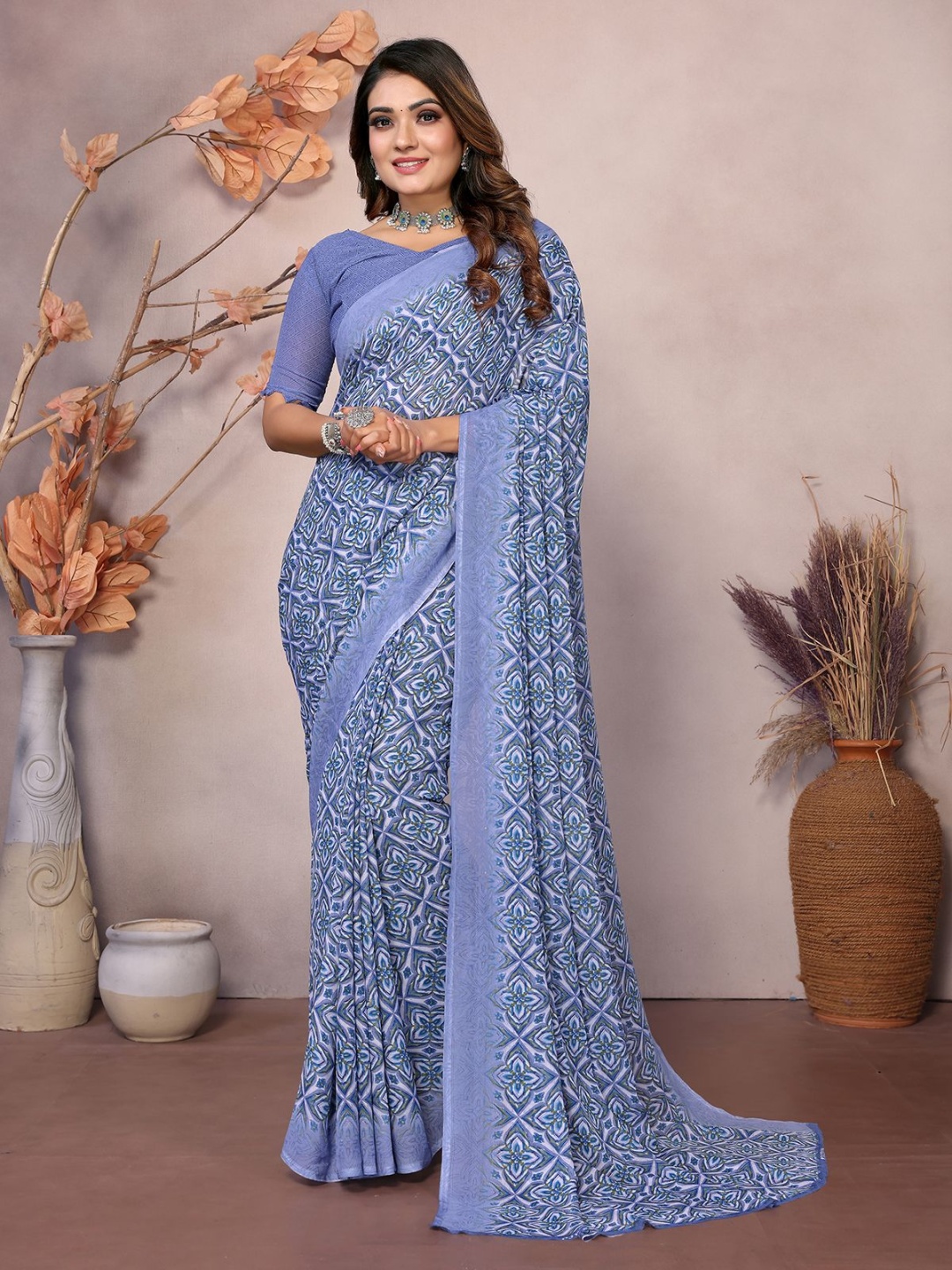 

Moda Rapido Floral Poly Georgette Saree, Grey