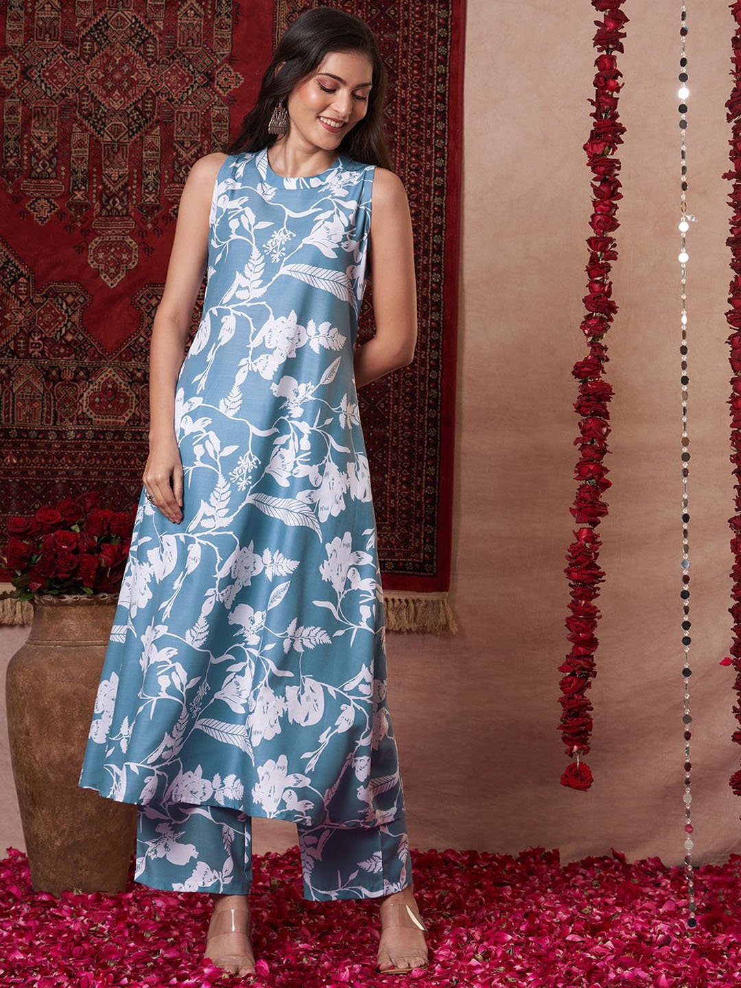 

Anni Designer Floral Printed Round Neck A-Line Kurta with Palazzo, Grey