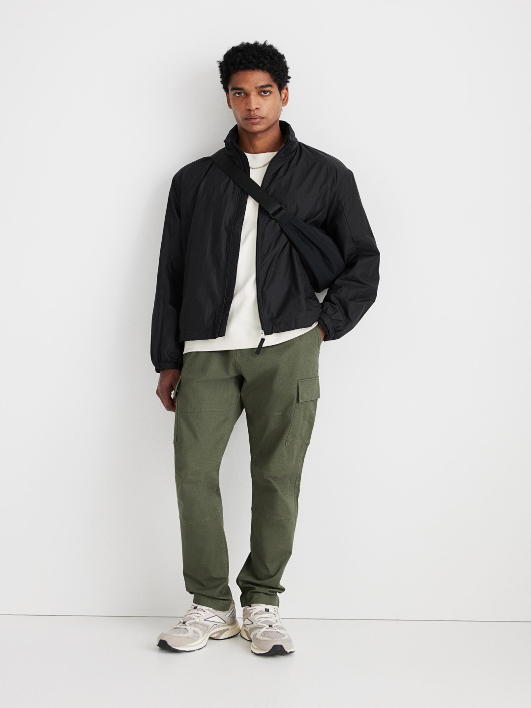 

H&M Slim Fit Cargo Trousers, Green