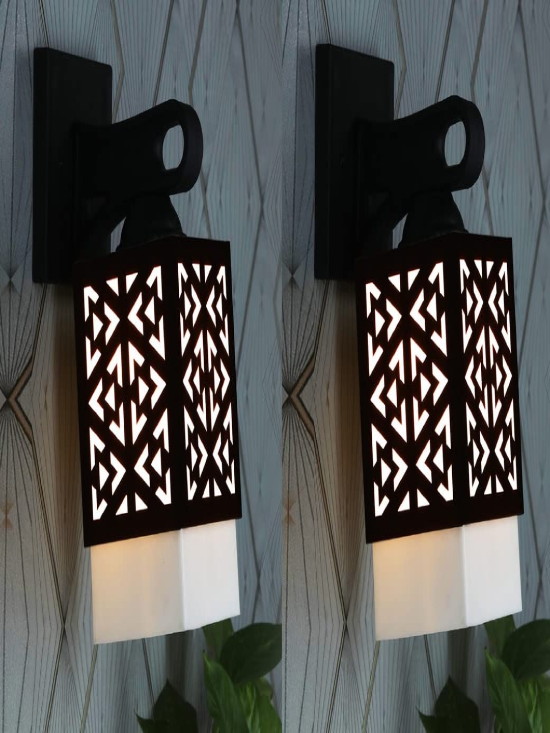 

Gojeeva Black & White 2 Pieces Textured Wooden Square Shaped Wall Lamps