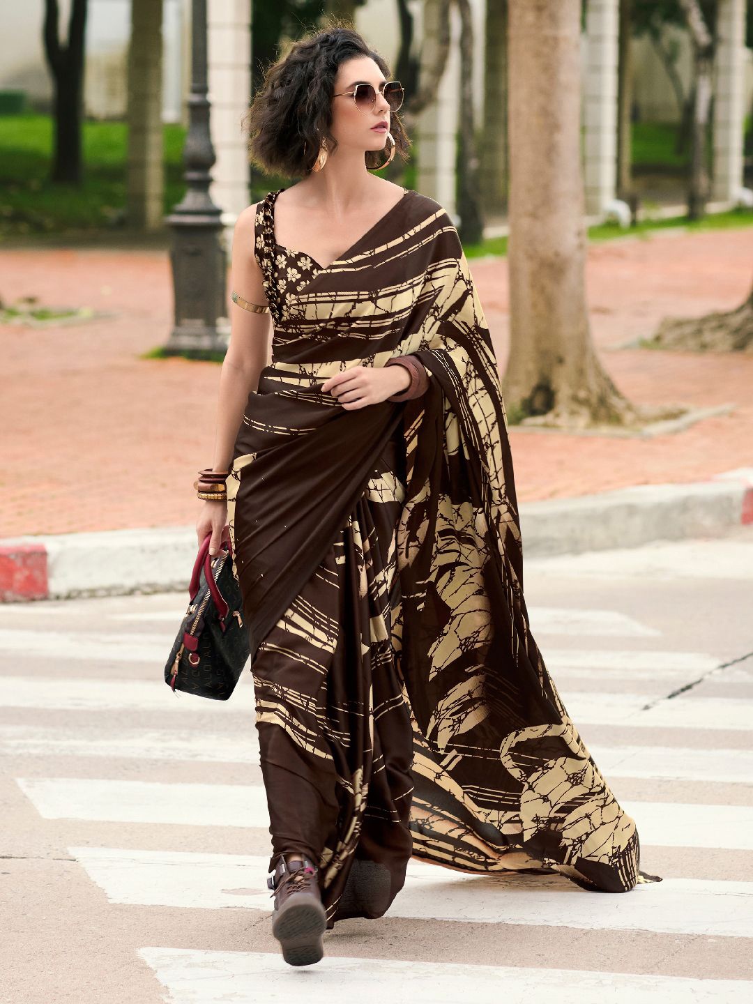 

Mitera Abstract Printed Satin Saree, Brown