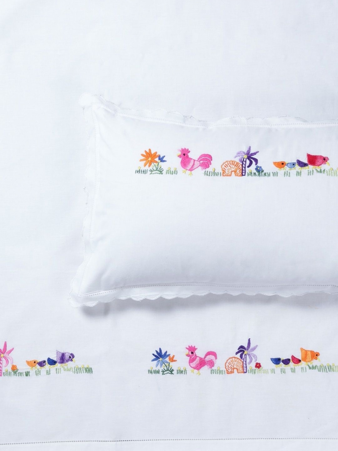 

Eyaas White & Pink Floral 200 TC Crib Bedsheet with 1 Pillow Covers