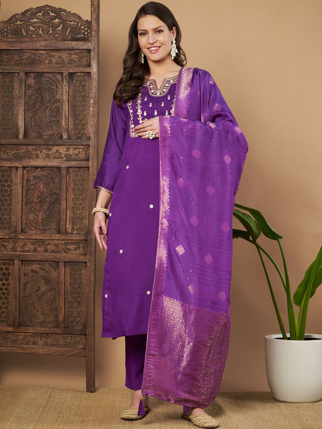 

Growdamy Embroidered Notch Neck Chanderi Cotton Straight Kurta With Trousers & Dupatta, Purple