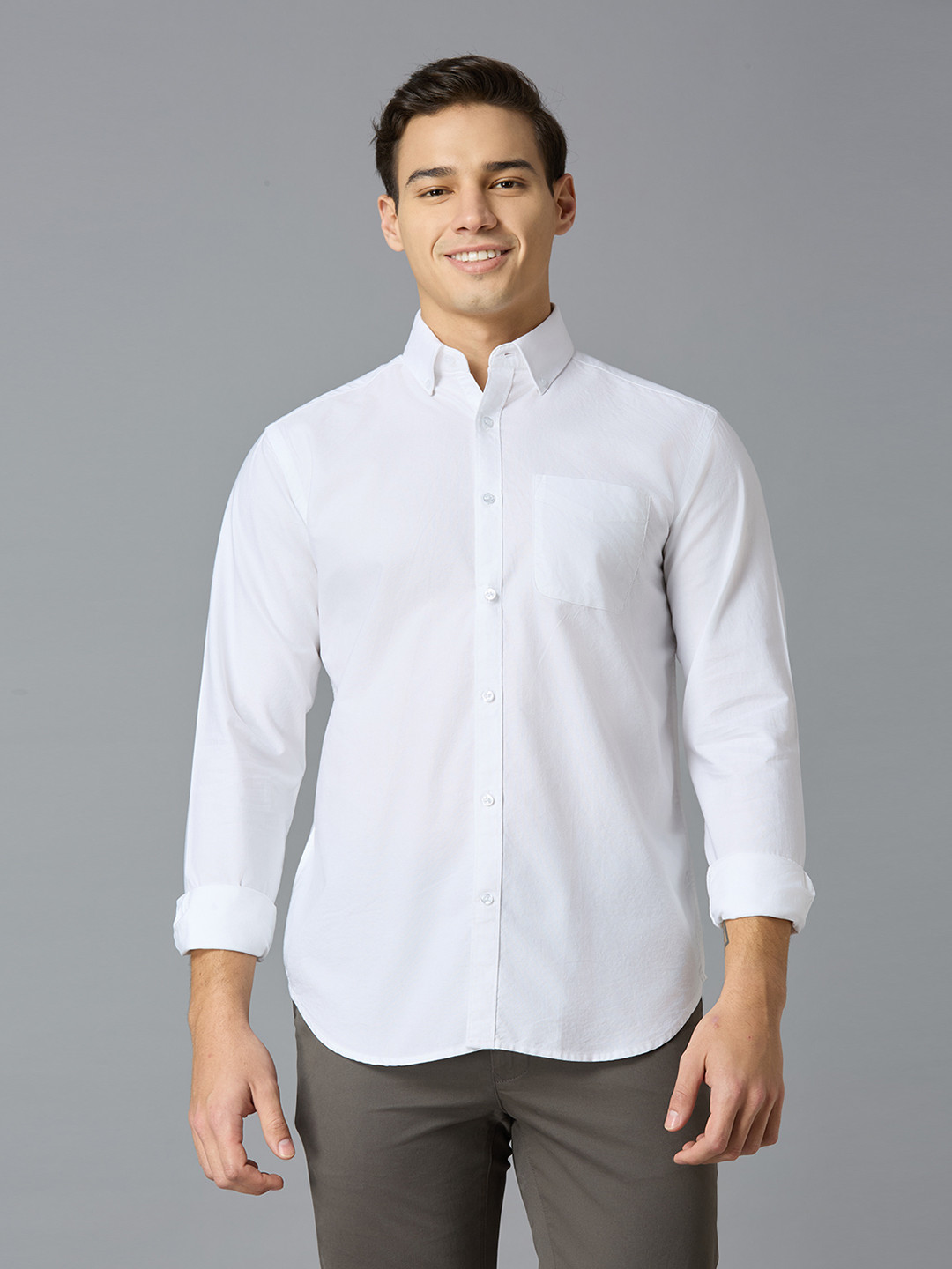 

Reid & Taylor Men India Slim Fit Spread Collar Solid Cotton Casual Shirt, White