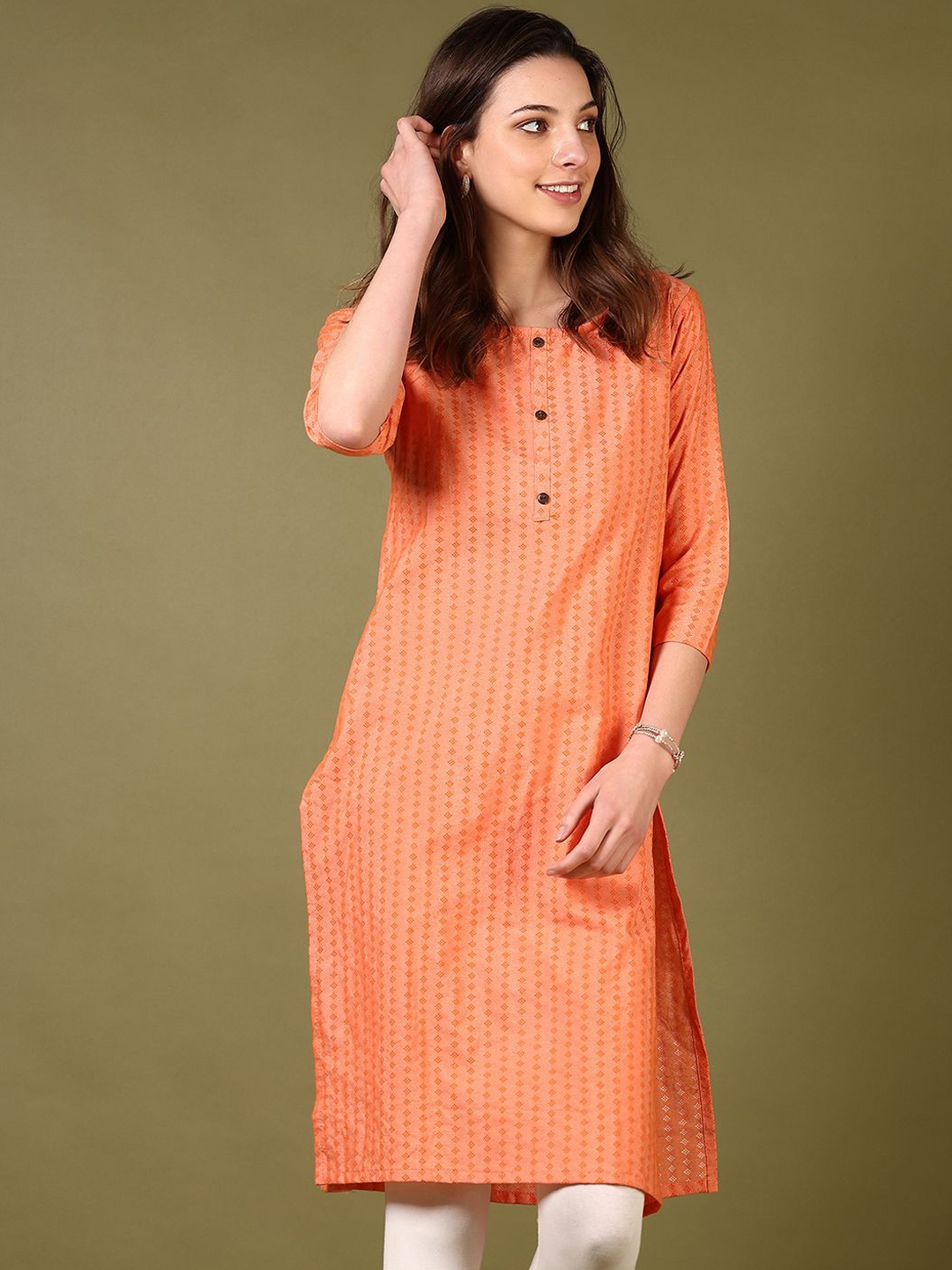 

V-Mart Geometric Printed Round Neck Cotton Straight Kurta, Orange