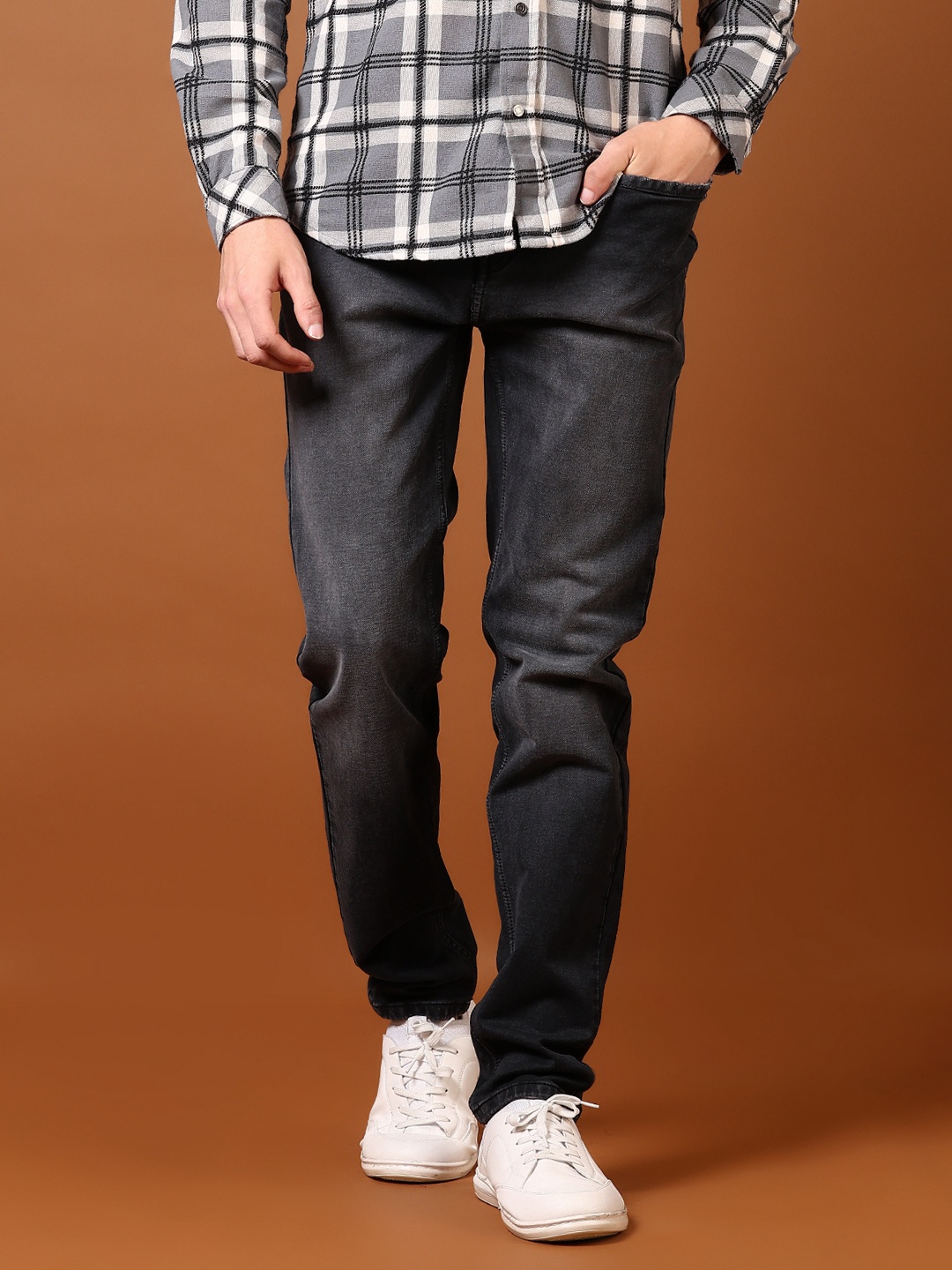 

V-Mart Men Light Fade Stretchable Jeans, Grey