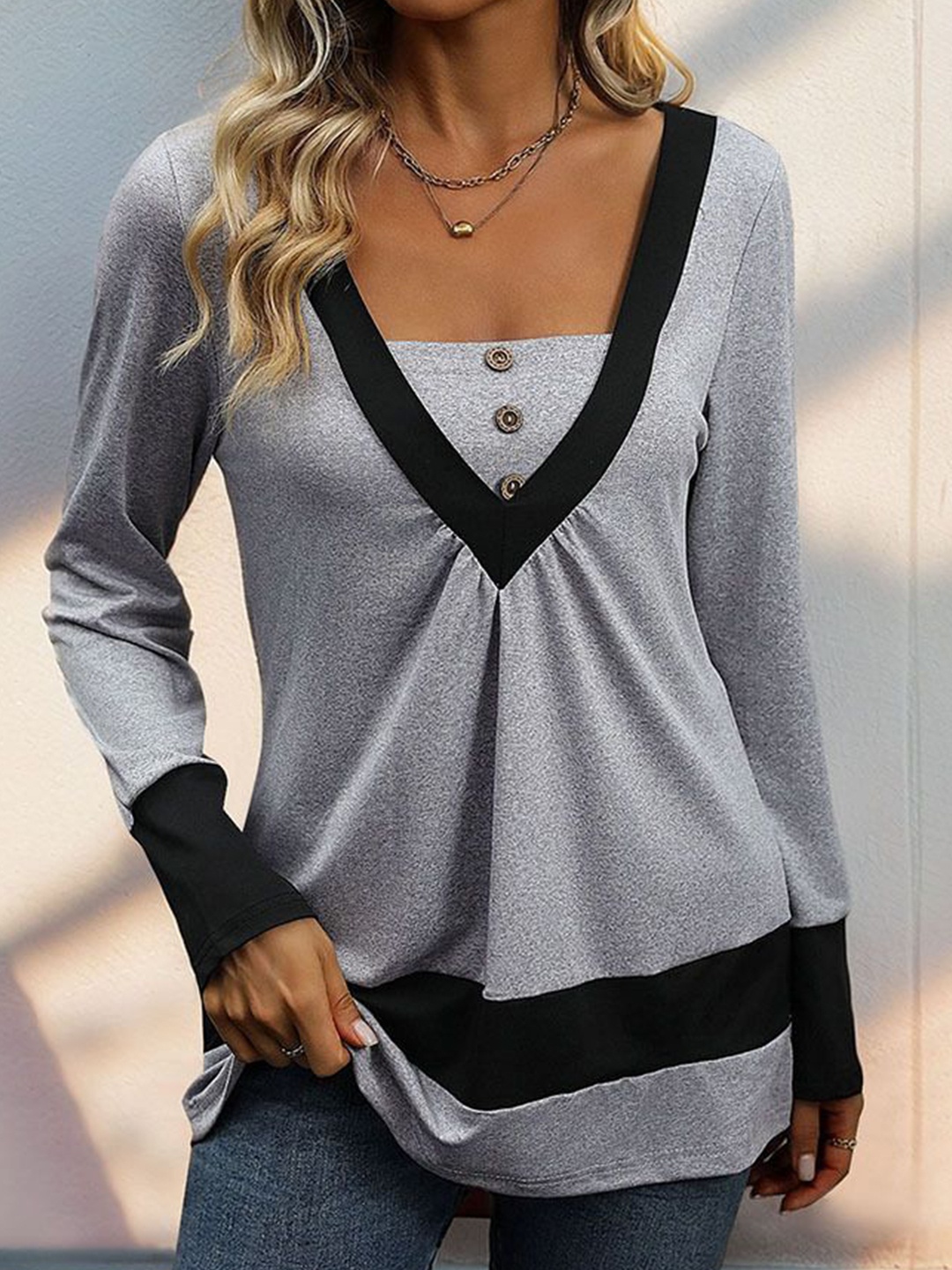 

StyleCast x Revolte Colourblocked Square Neck Regular Top, Grey