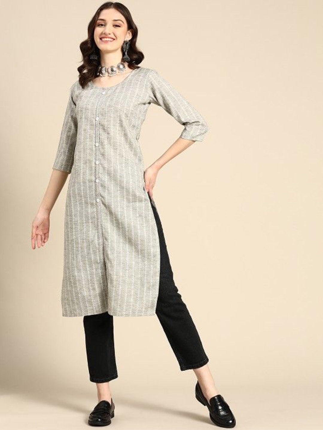 

Suha Striped Round Neck Straight Kurta, Grey