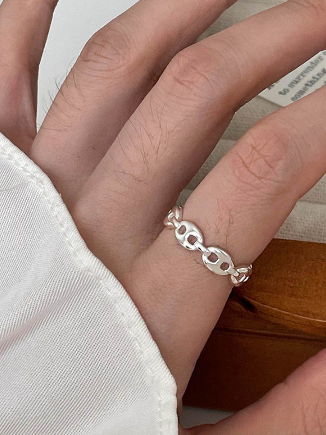 

StyleCast Silver-Toned Intricate Textured Adjustable Finger Ring