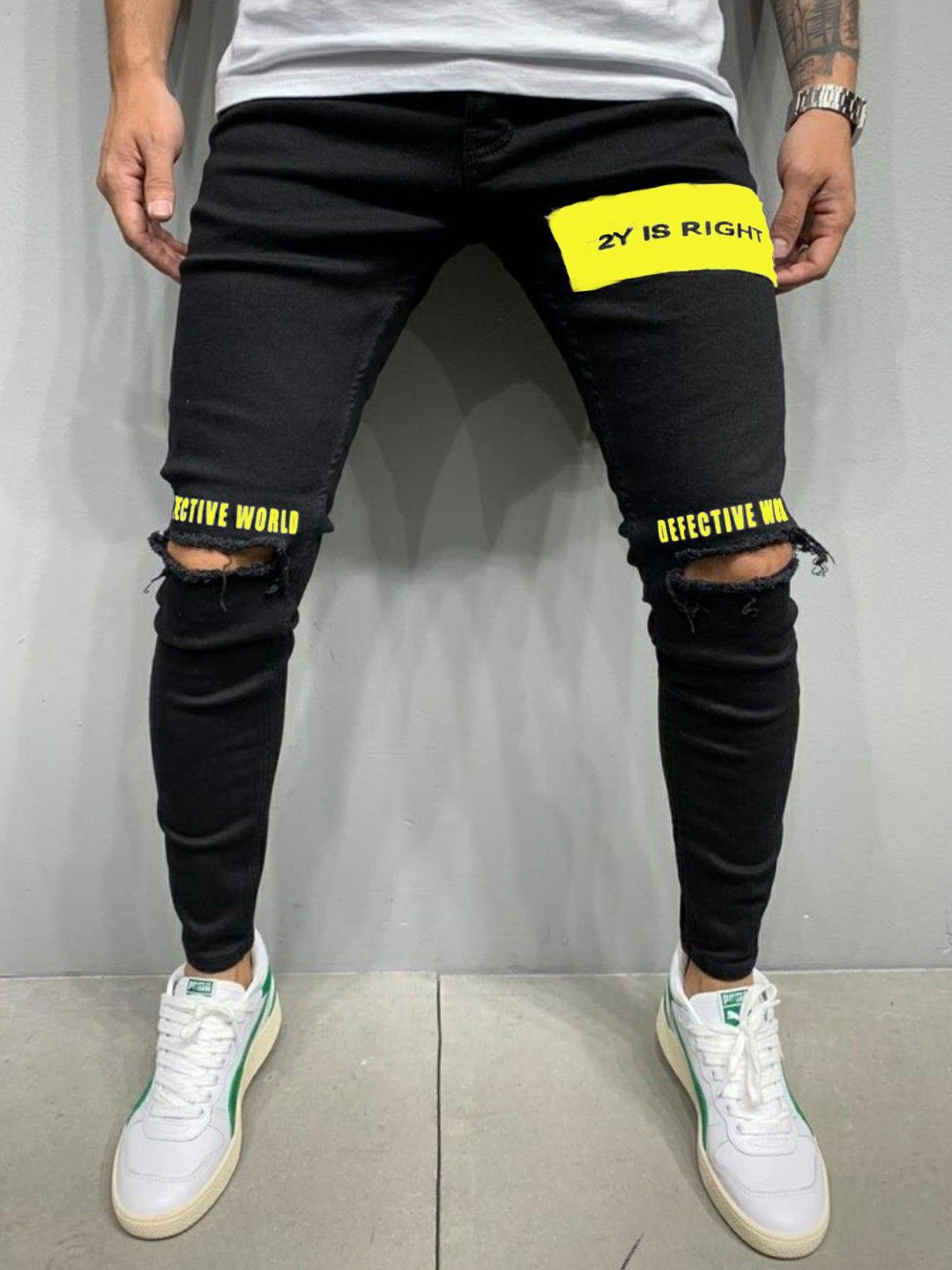 

Star4Well Men Narrow Slim Fit Mildly Distressed Jeans, Black