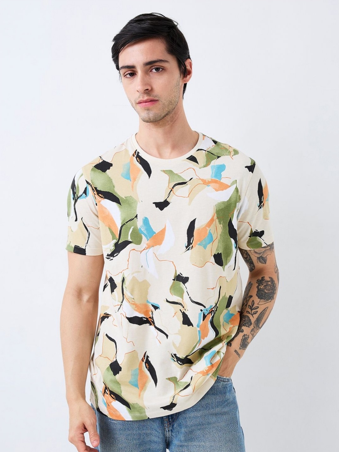 

SPYKAR Men Abstract Printed Round Neck Cotton Slim Fit T-shirt, White