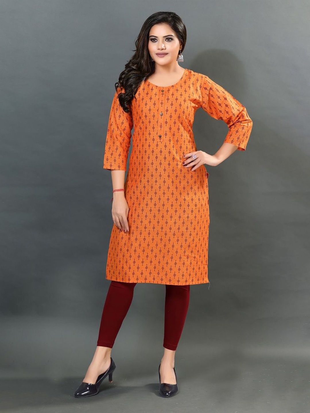 

DREAM & DZIRE Ethnic Motifs Printed Round Neck Pure Cotton Straight Kurta, Orange