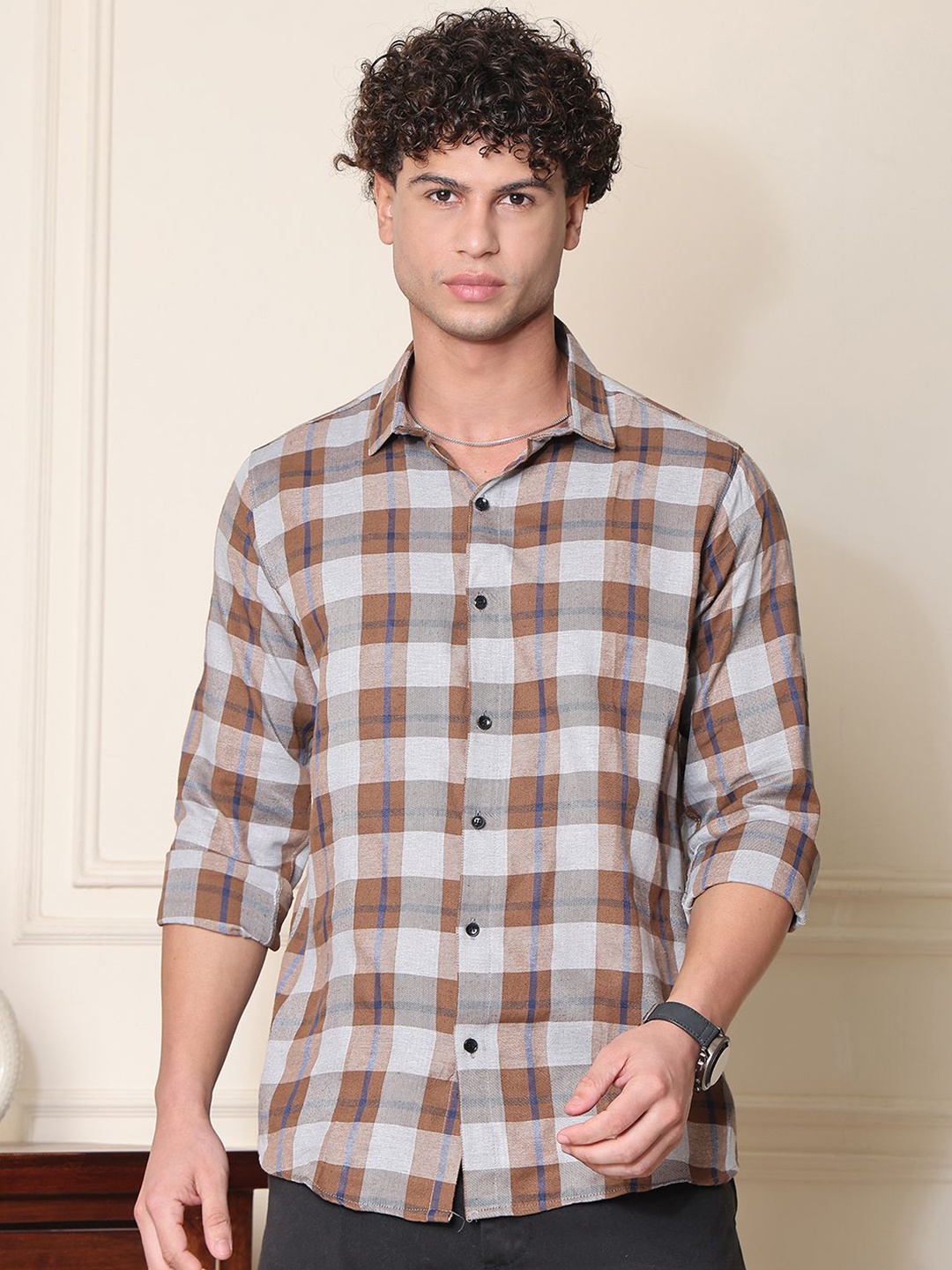 

Tanip Men Spread Collar Tartan Checked Cotton Casual Shirt, Brown