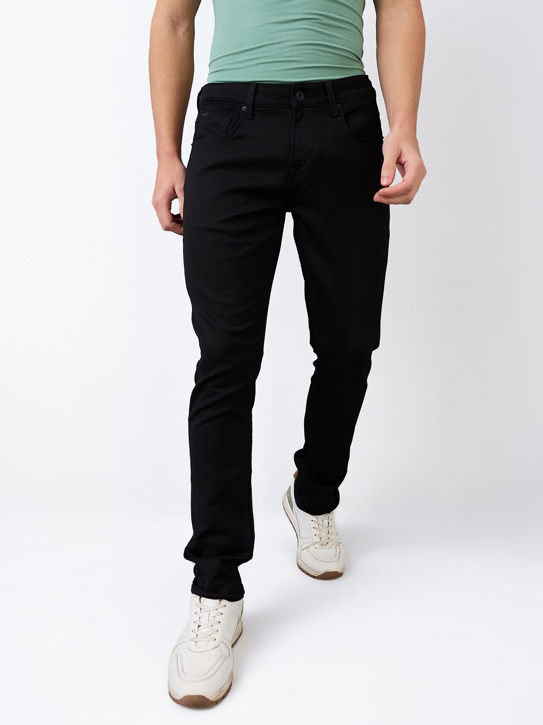 

SPYKAR Men Slim Fit Low Rise Crinkle Cotton Jeans, Black