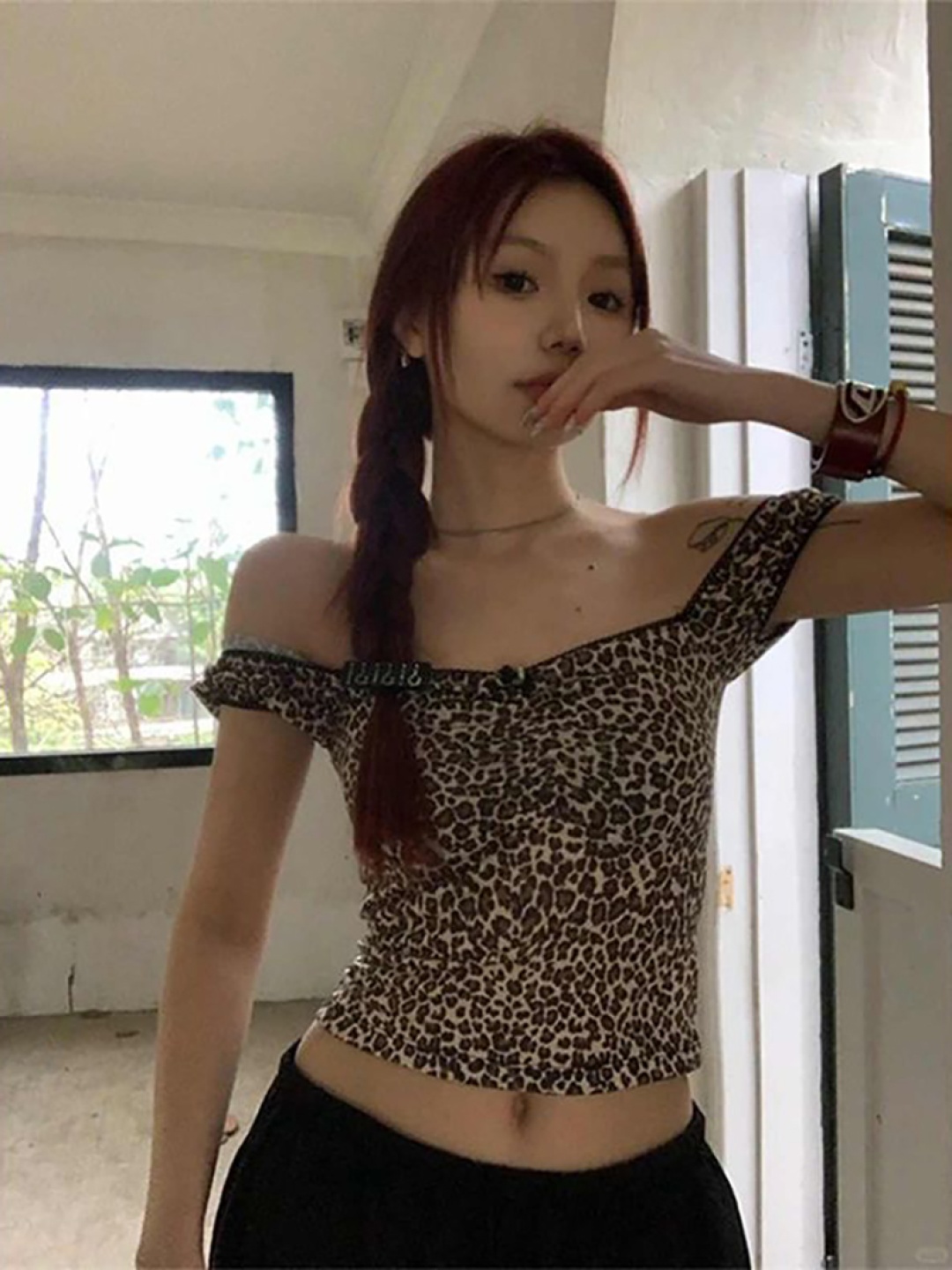 

StyleCast x Revolte Printed Off-Shoulder Crop Top, Brown