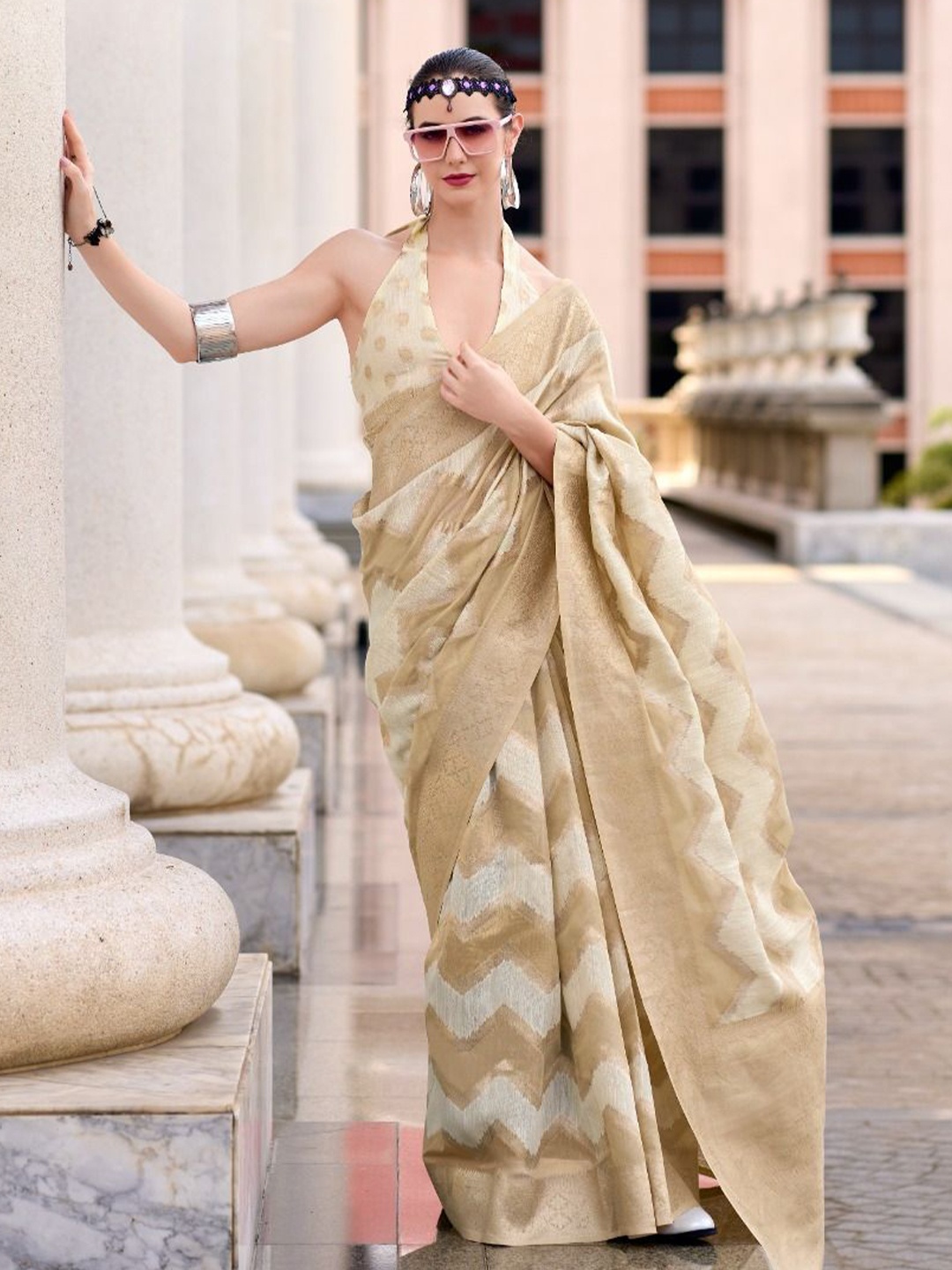 

Mitera Woven Design Zari Saree, Beige