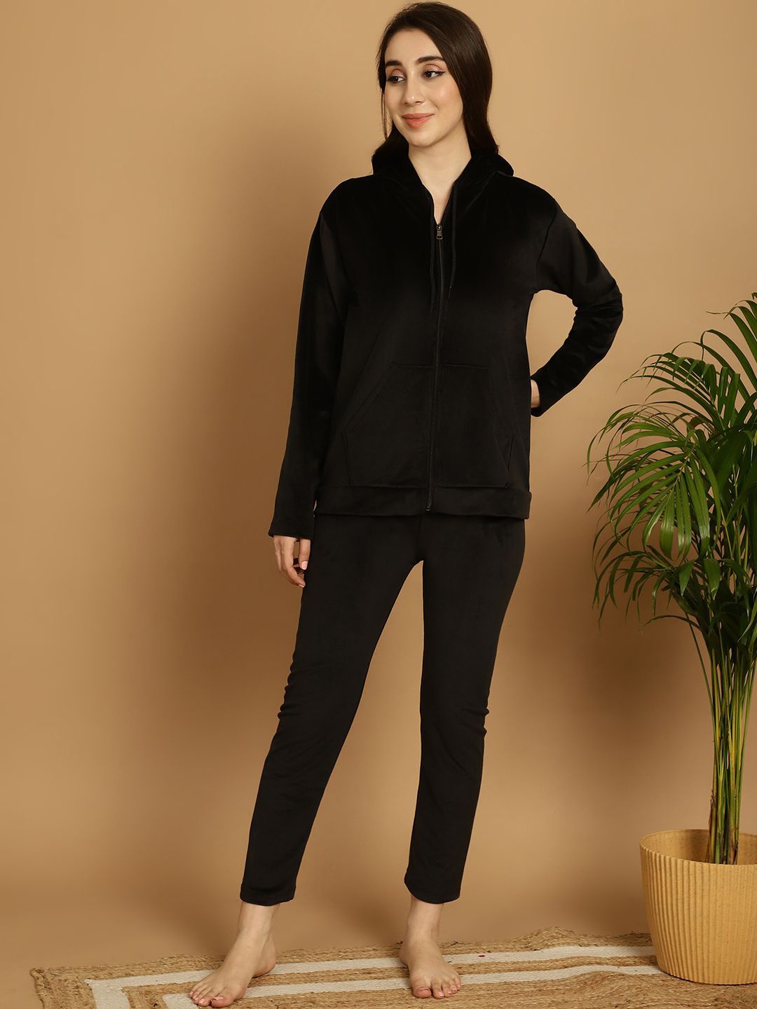 

Valles365 by S.C. Women Velvet Night suit, Black