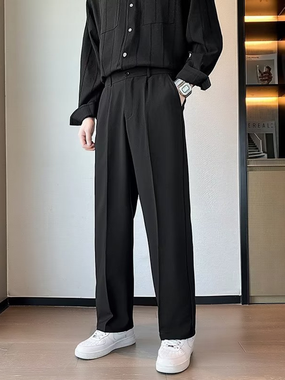 

HERE&NOW Men Relaxed Straight Leg Straight Fit High-Rise Trousers, Black