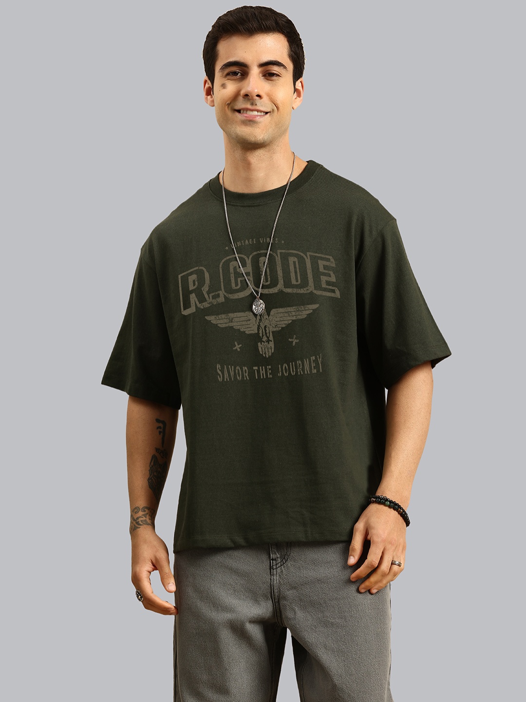 

R.Code by The Roadster Life Co. Men Colourblocked T-shirt, Olive