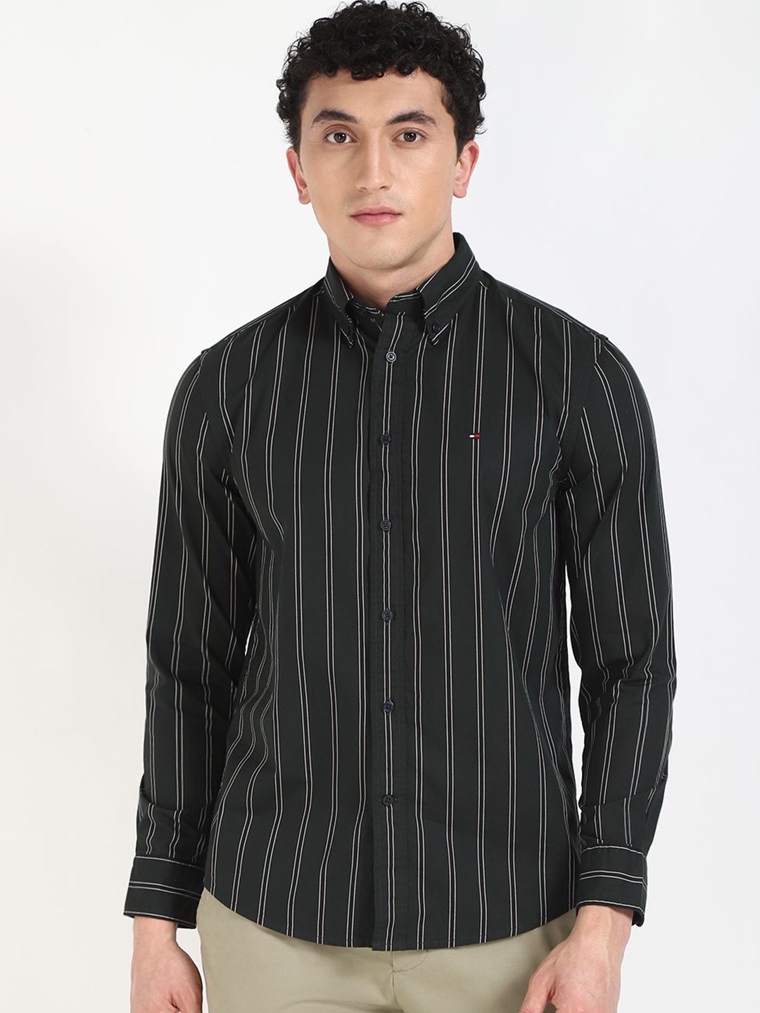 

Tommy Hilfiger Men Button-Down Collar Vertical Striped Cotton Casual Shirt, Olive