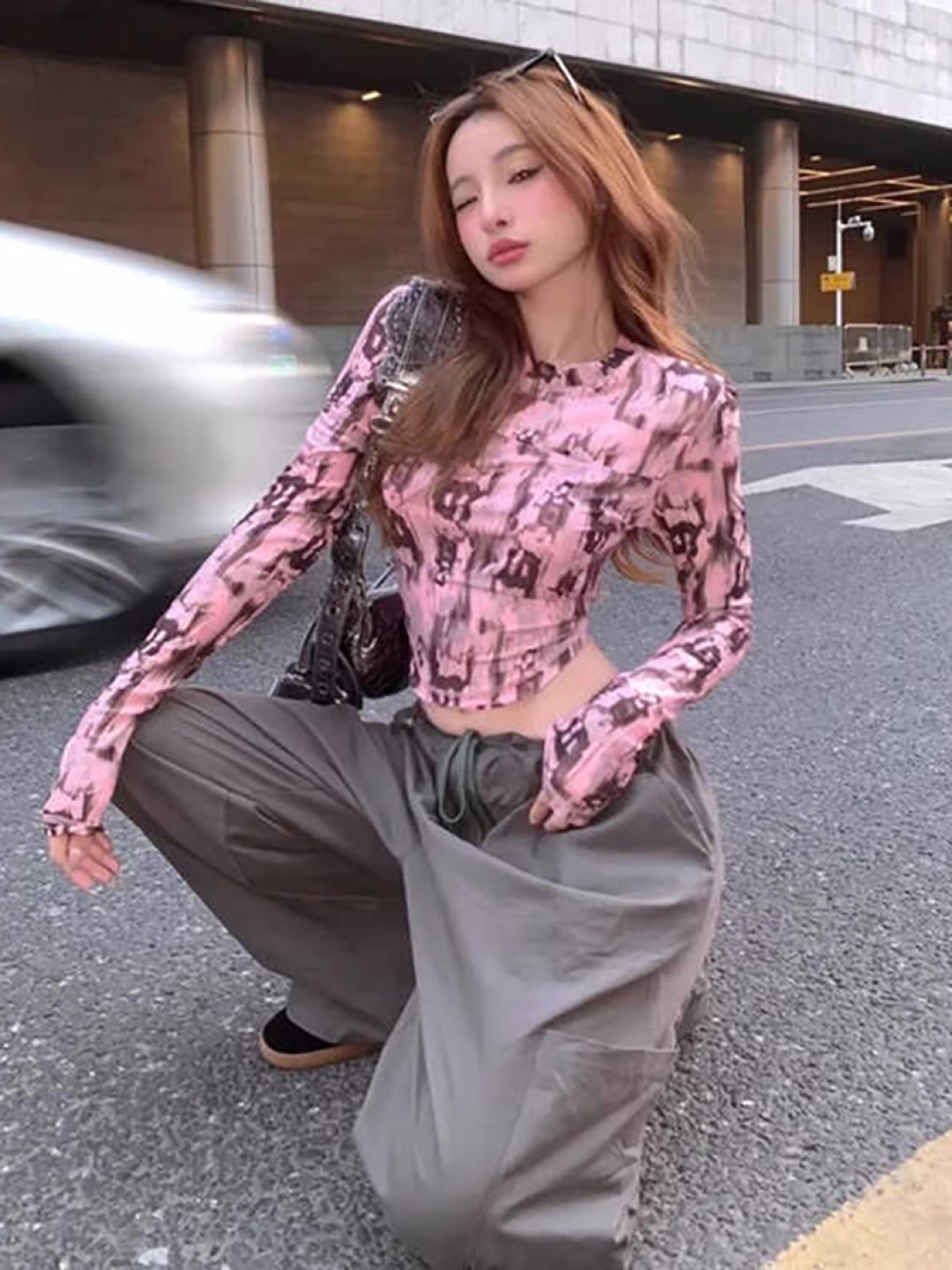 

StyleCast x Revolte Abstract Printed Long Sleeves Fitted Top, Pink