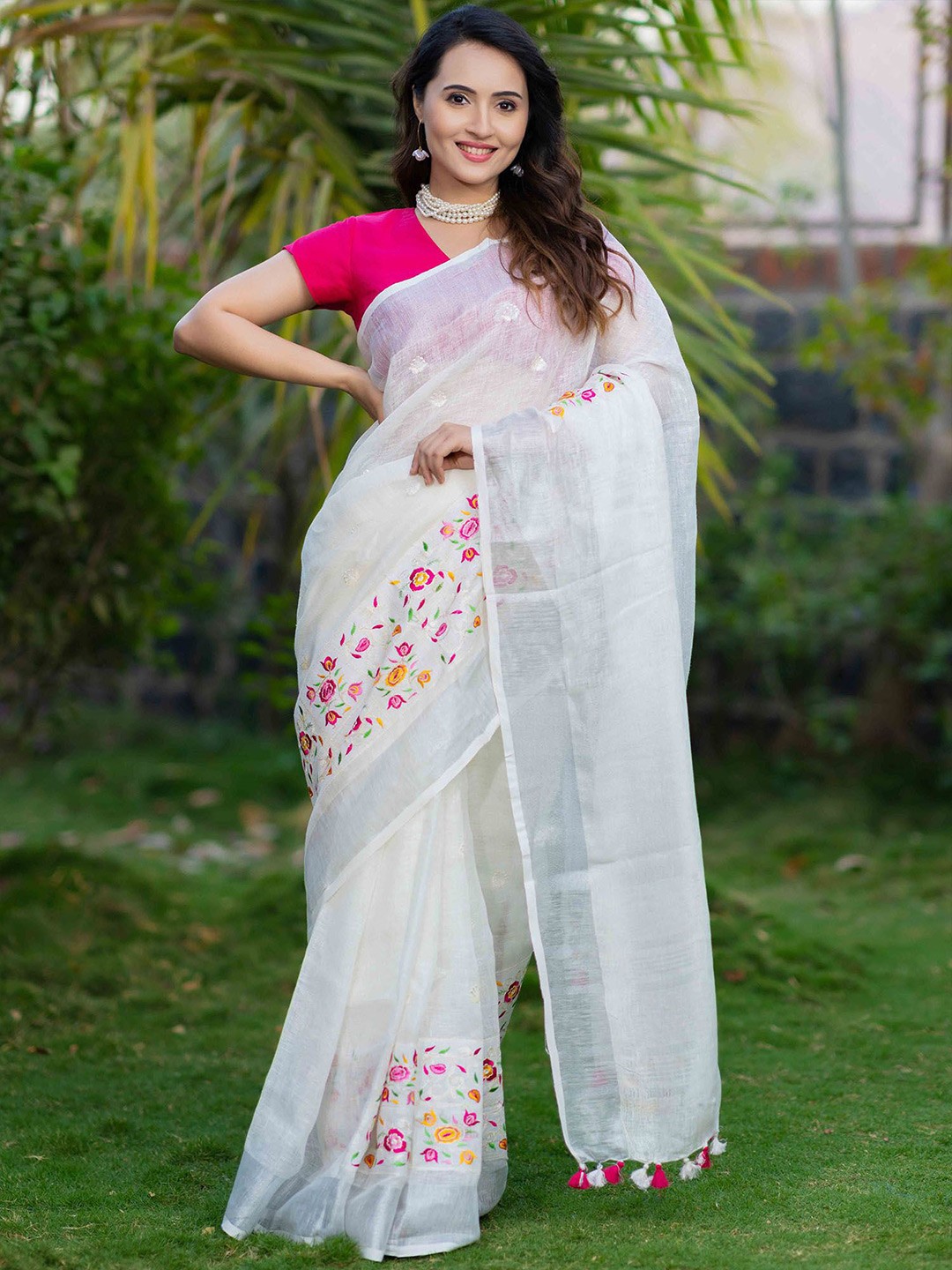 

Prasam Floral Embroidered Pure Linen Saree, White