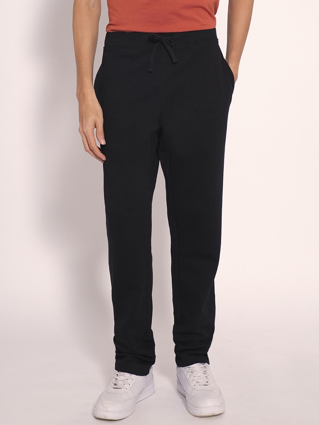 

SELECTED Men Regular Fit Mid-Rise Trousers, Black
