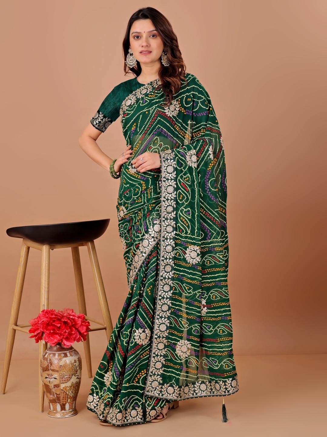 

Panzora Bandhani Gotta Patti Bandhani Saree, Green