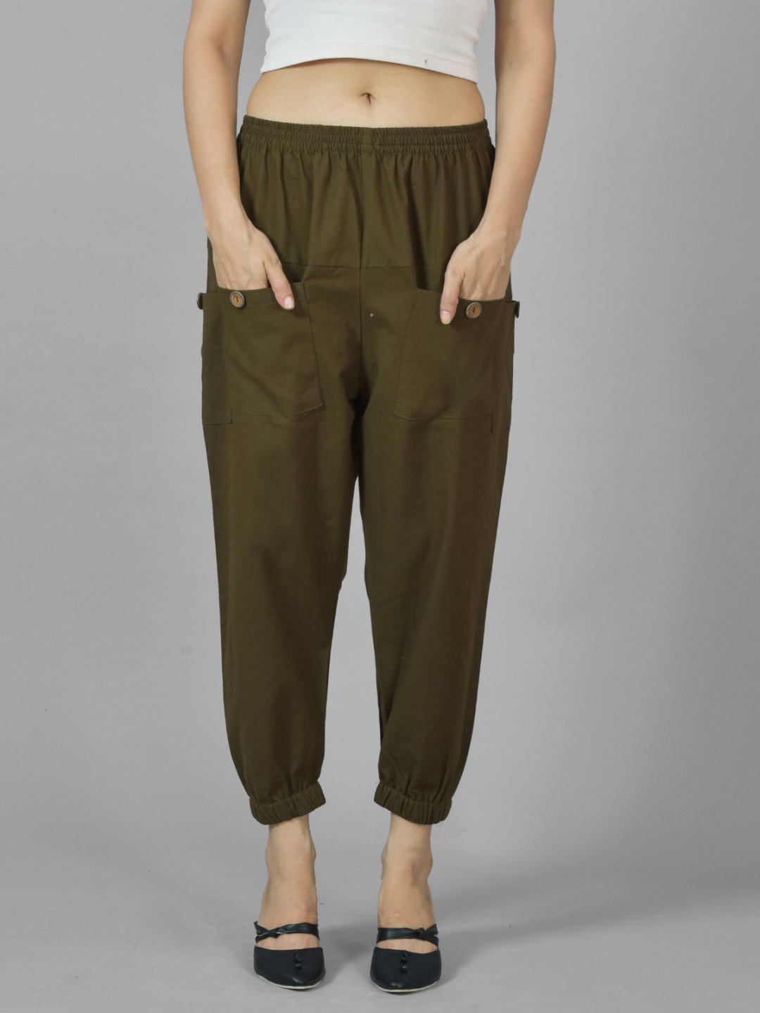 

GiftyBasket Women Relaxed Fit Mid-Rise Cotton Cargos Trousers, Green