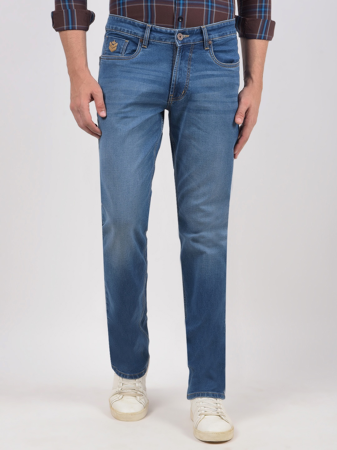 

Numero Uno Men Light Fade Stretchable Mid-Rise Jeans, Blue