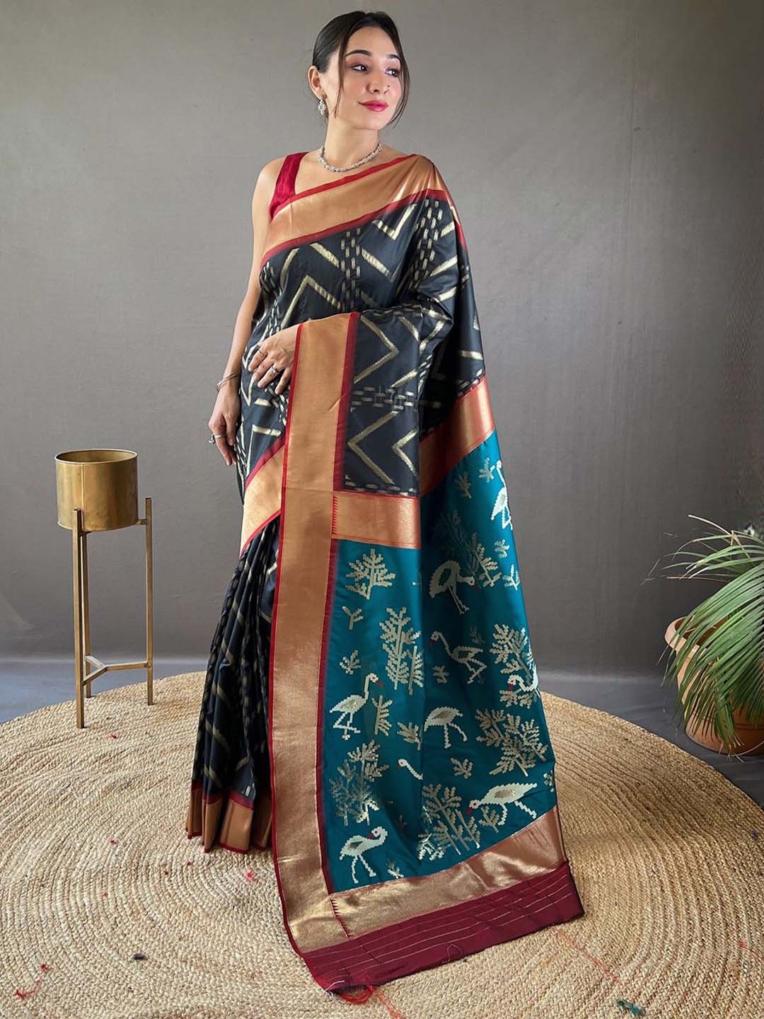 

TORONFRAS Woven Design Zari Kanjeevaram Saree, Black