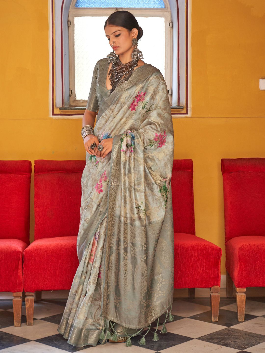 

Mitera Floral Printed Woven Design Zari Saree, Green