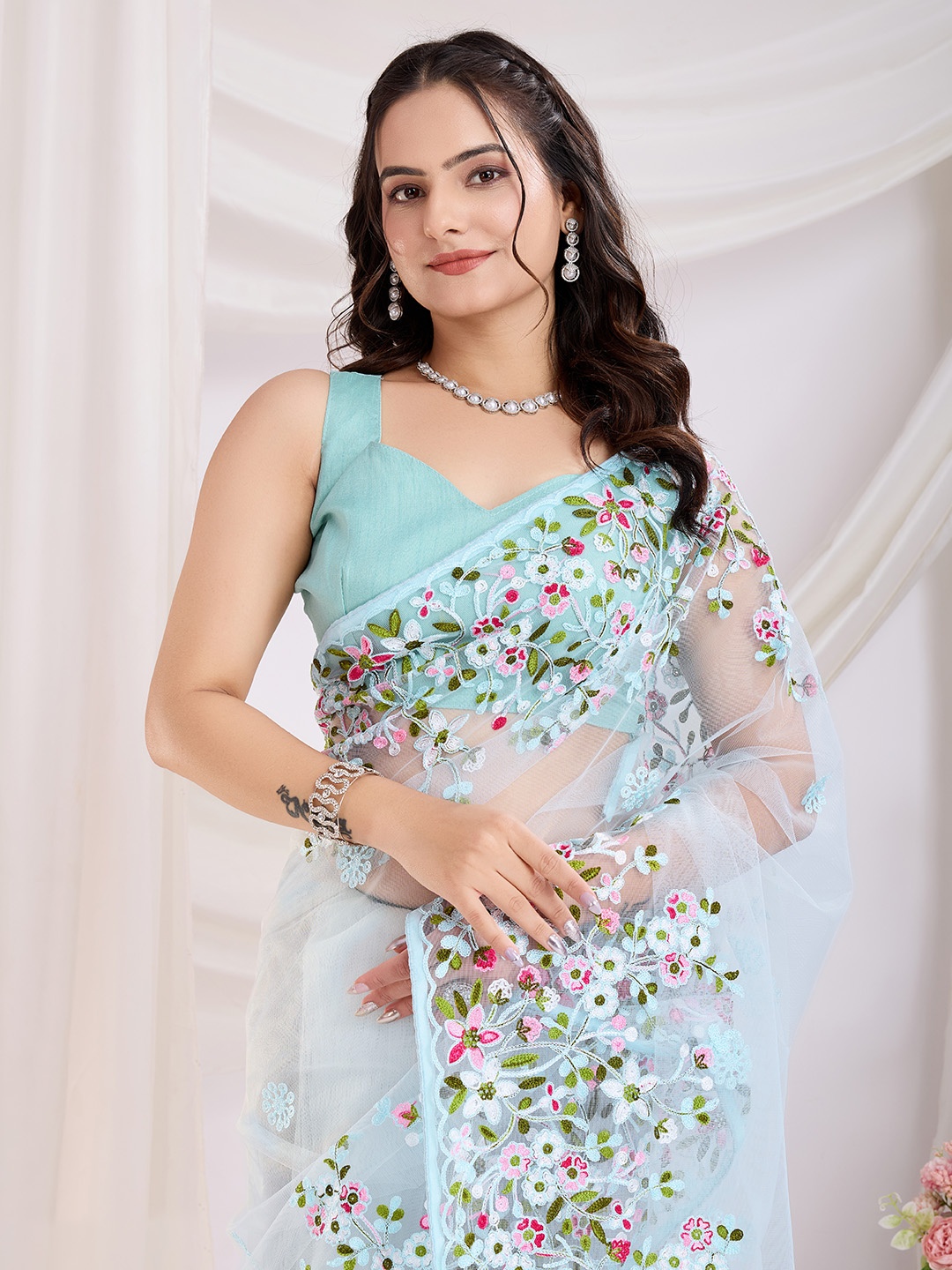 

HERE&NOW Floral Embroidered Net Saree, Turquoise blue