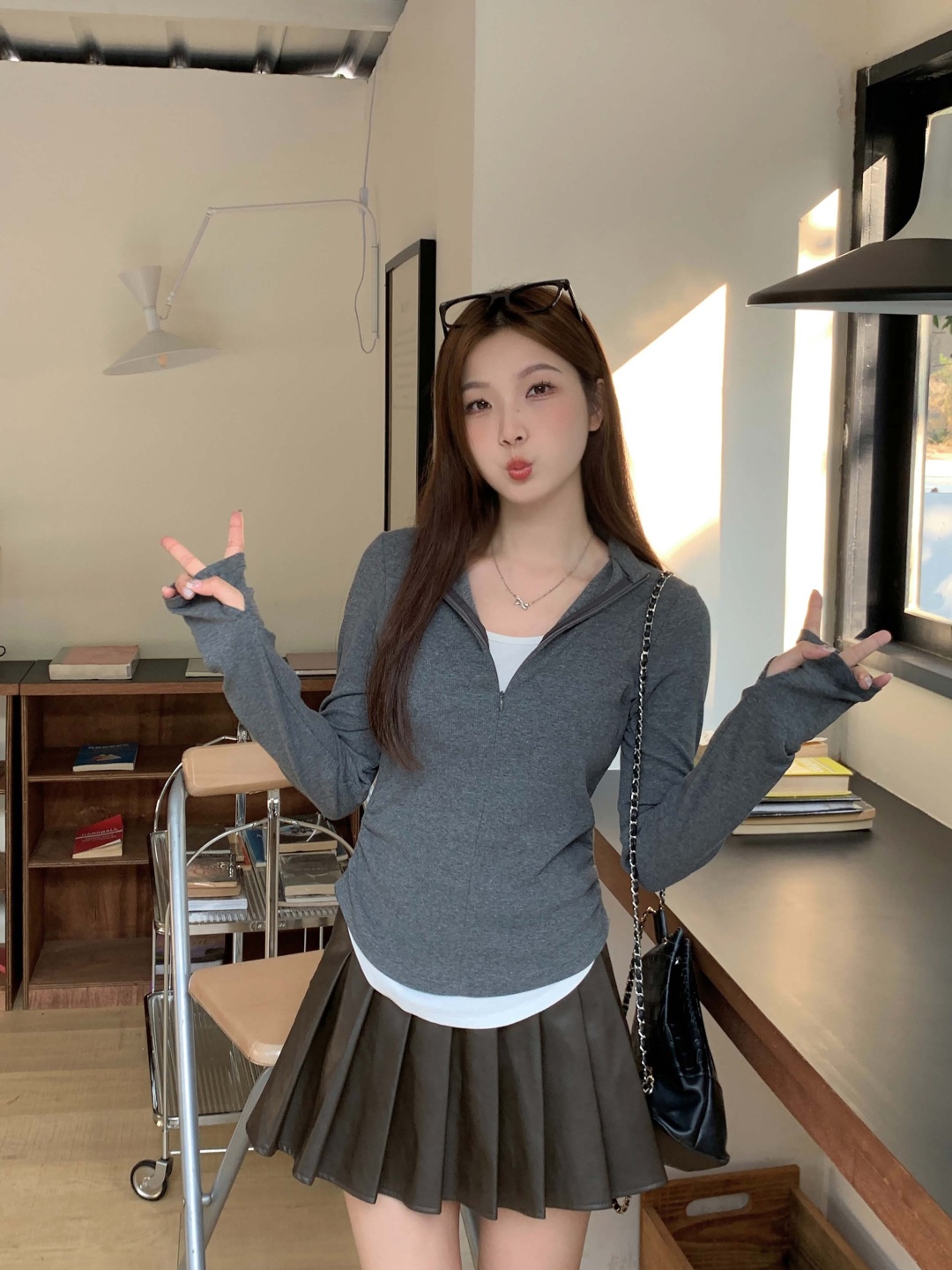 

StyleCast x Revolte Solid Longsleeves Center Front Open Regular Top, Grey