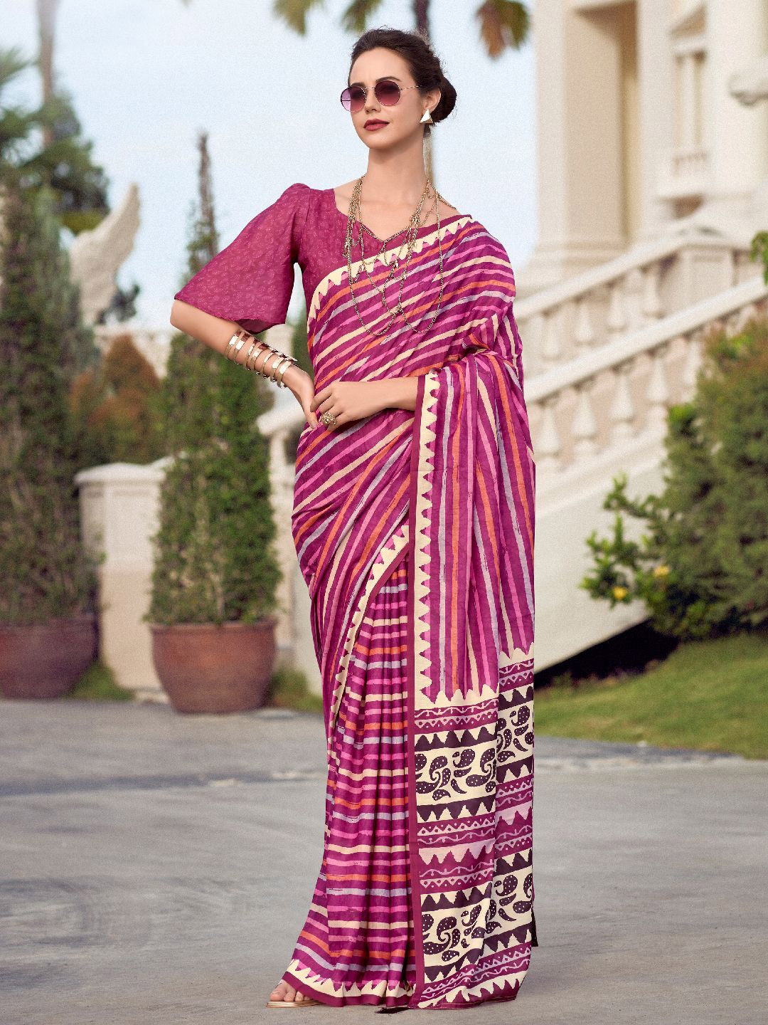 

Mitera Striped Saree, Pink