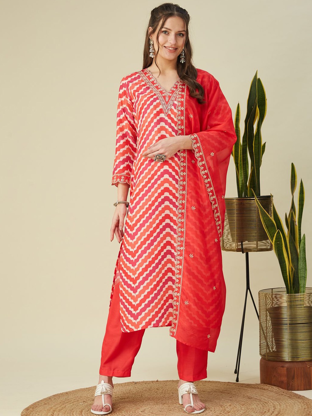 

MOKOSH Chevron Embroidered V-Neck Straight Kurta With Trousers And Dupatta, Red