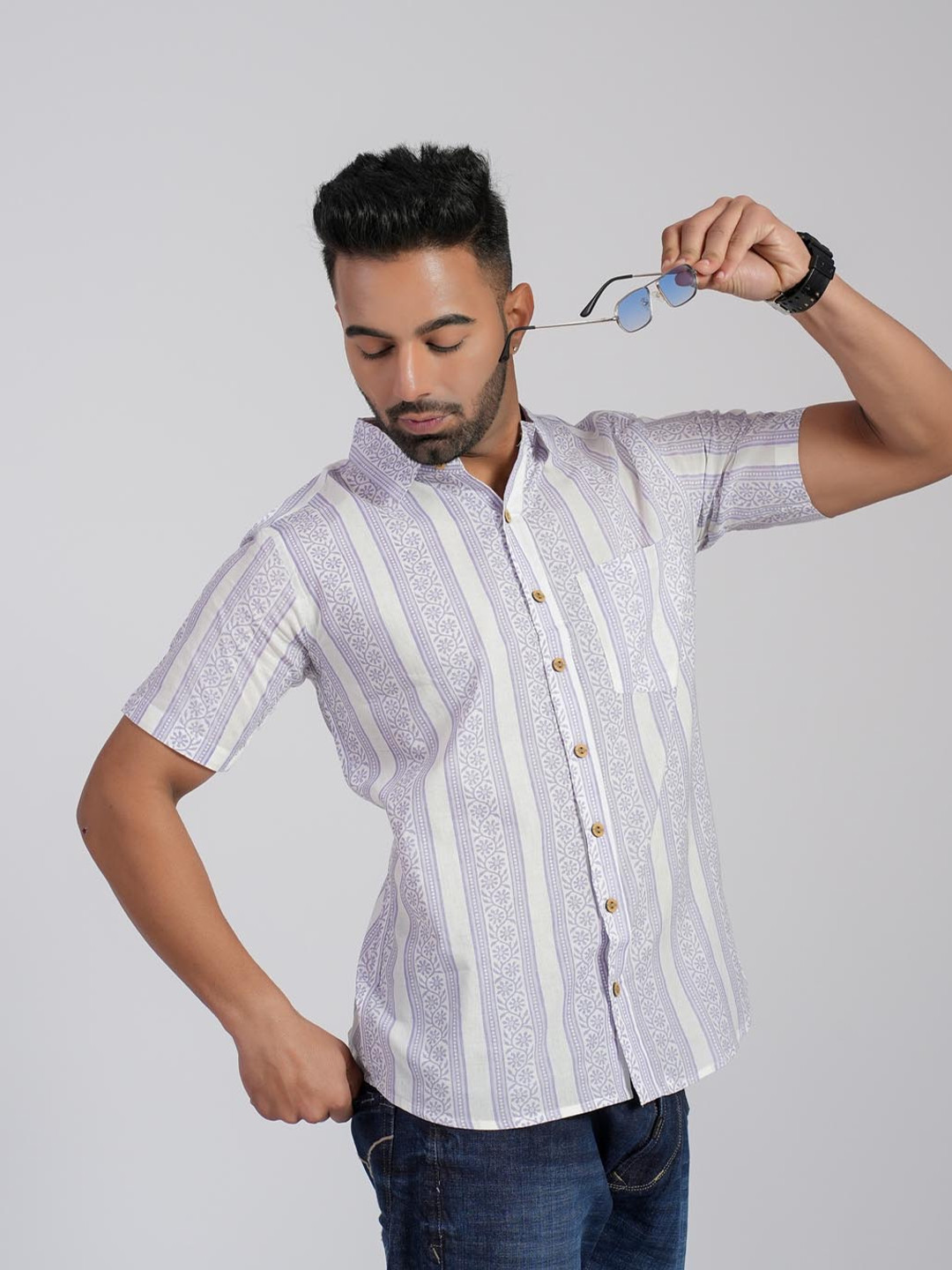 

Cotton Curio Men Comfort Opaque Striped Casual Shirt, Purple